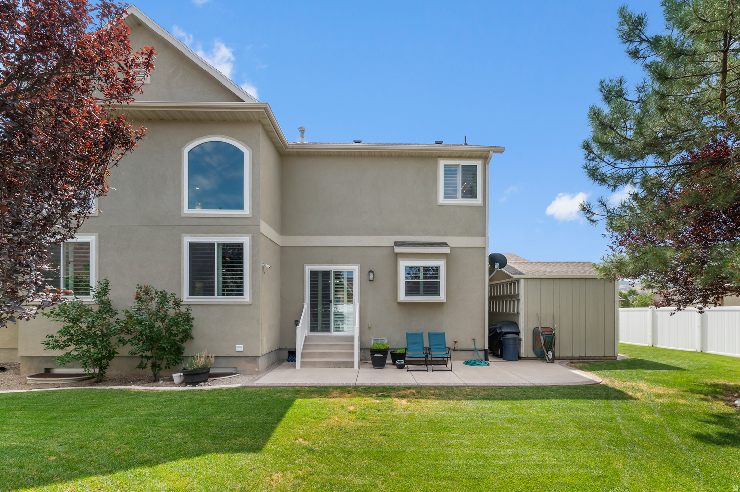 MONARCH MEADOWS - Residential