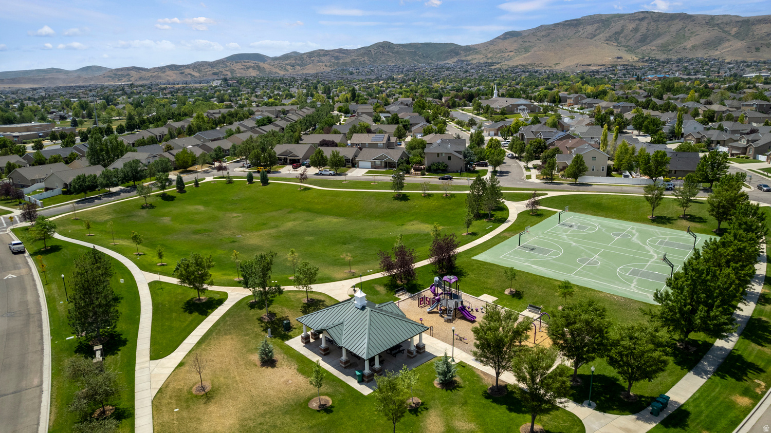 MONARCH MEADOWS - Residential