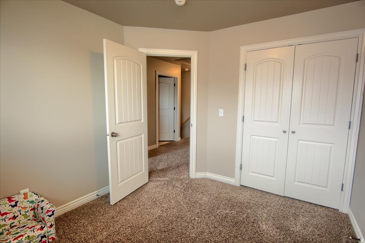 RIVER VALLEY - Residential