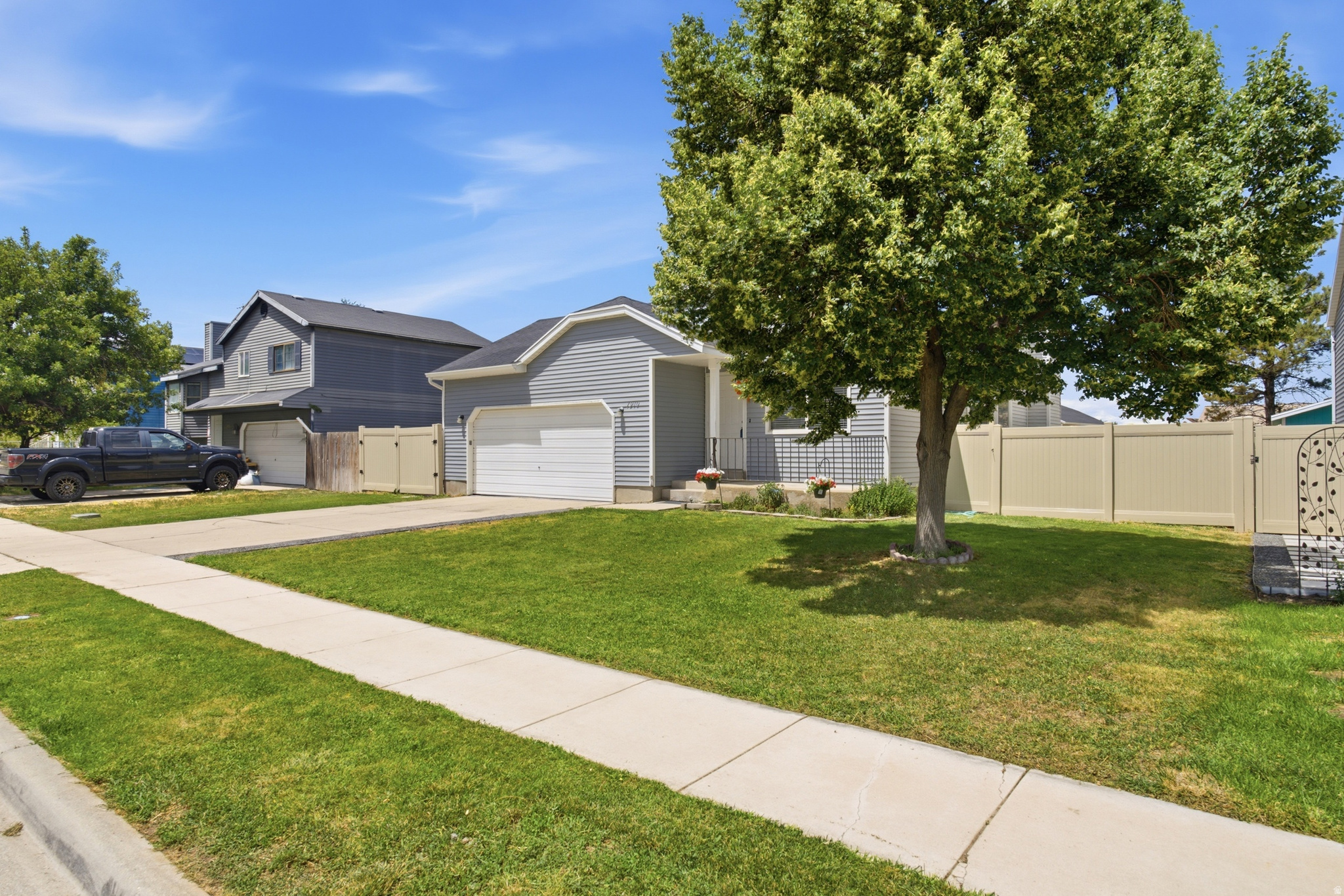 SHADOW RUN ESTATES - Residential