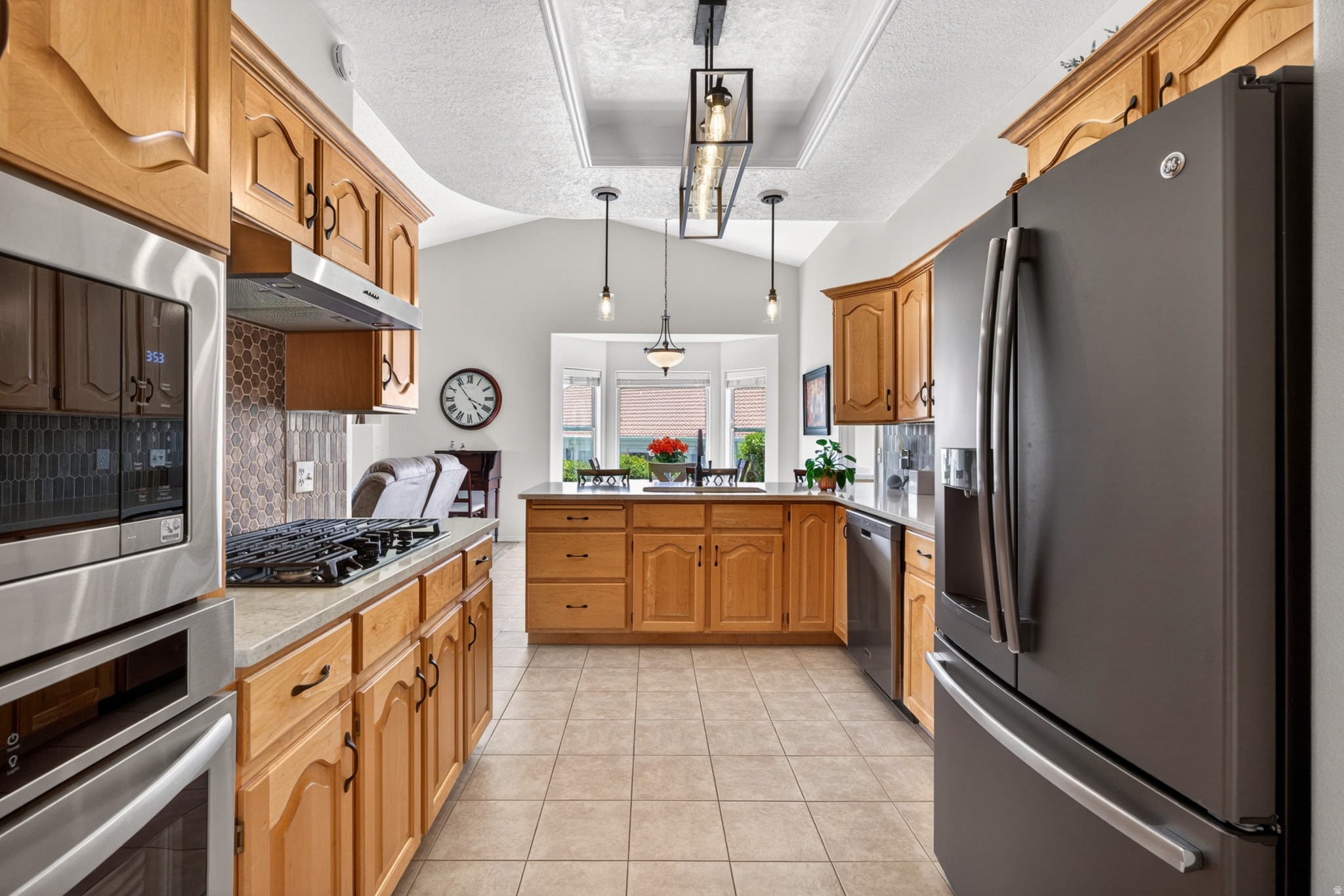 VISTA DELSOL TOWNHOMES - Residential