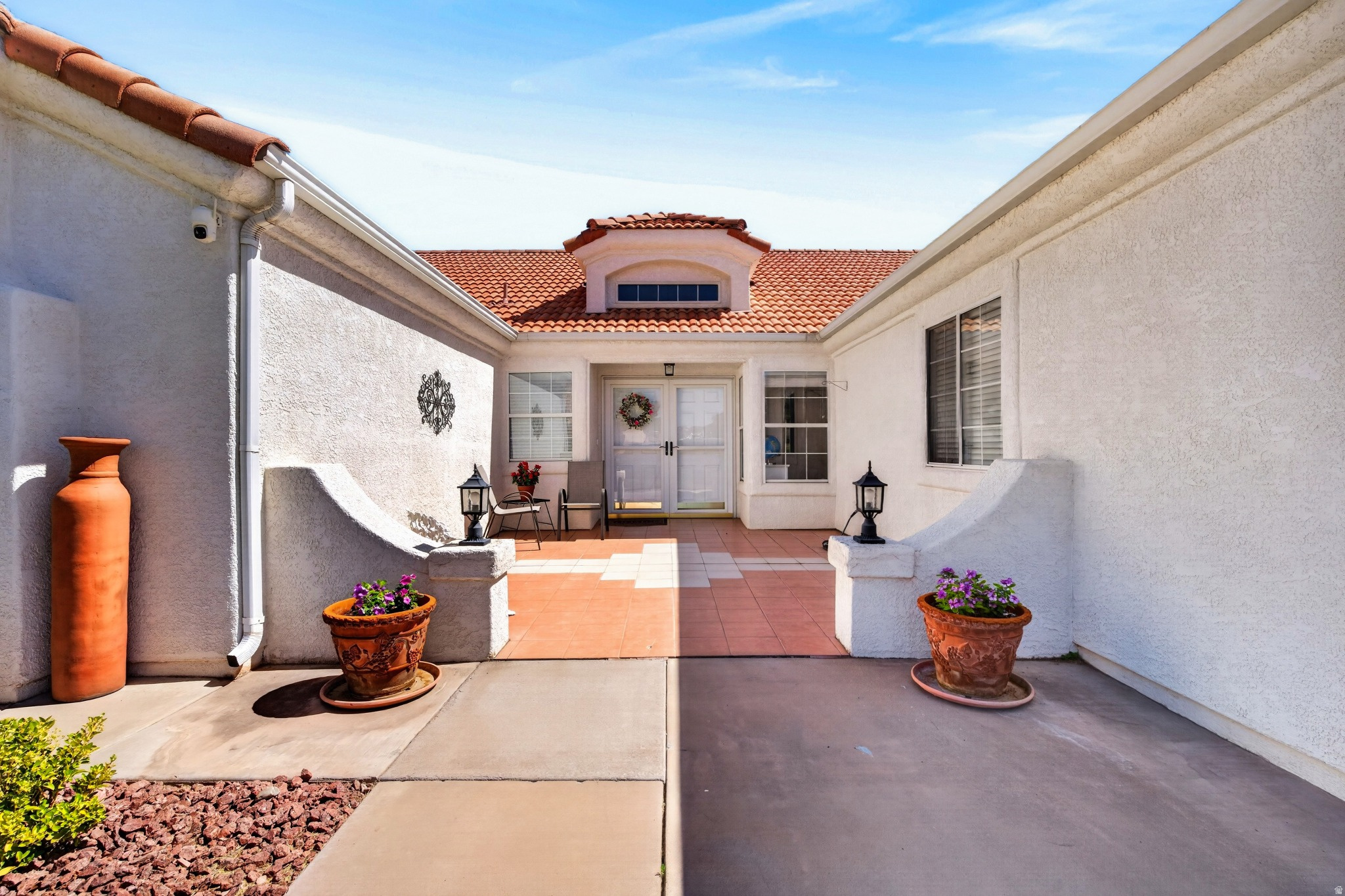 VISTA DELSOL TOWNHOMES - Residential