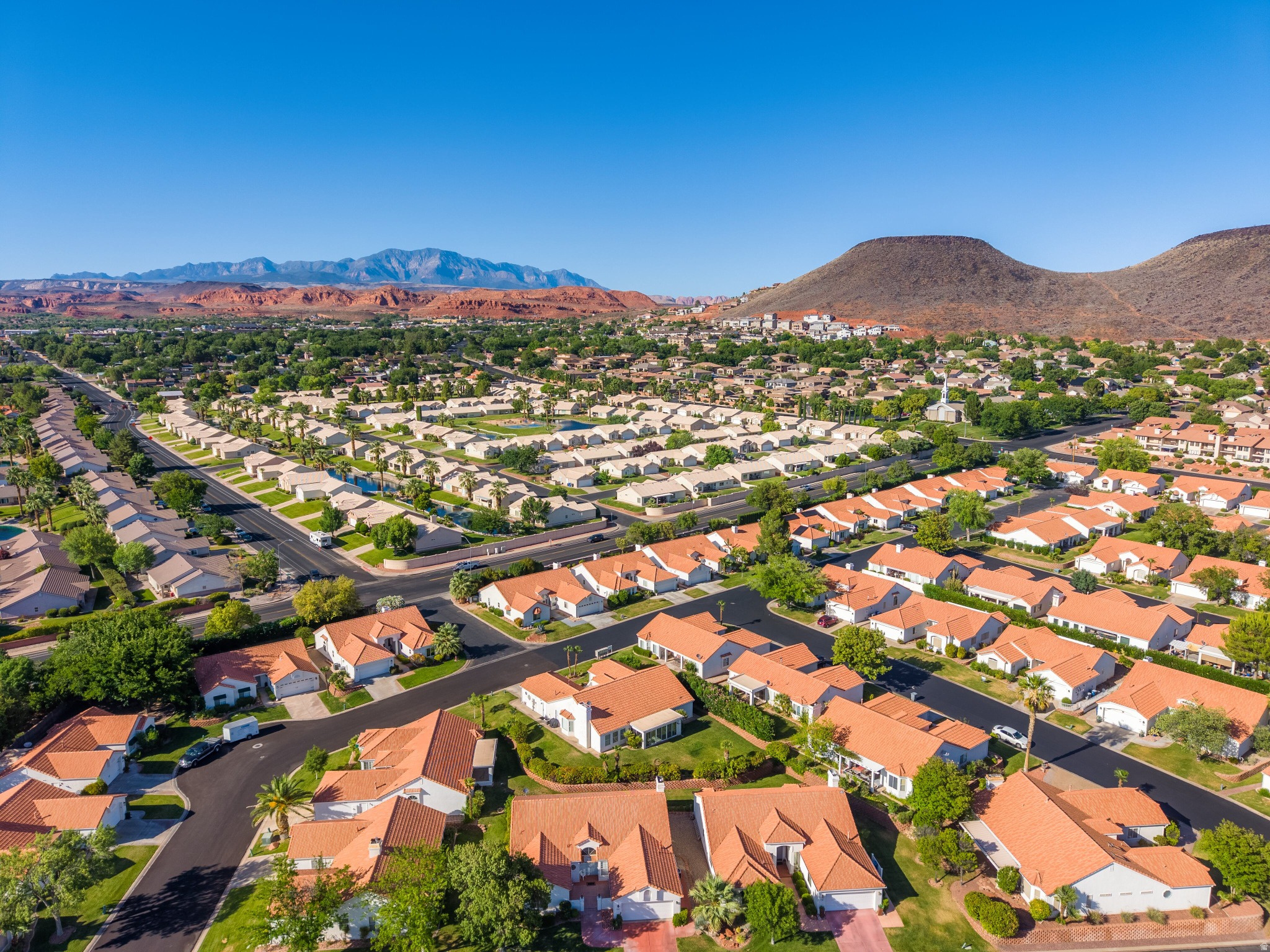 VISTA DELSOL TOWNHOMES - Residential