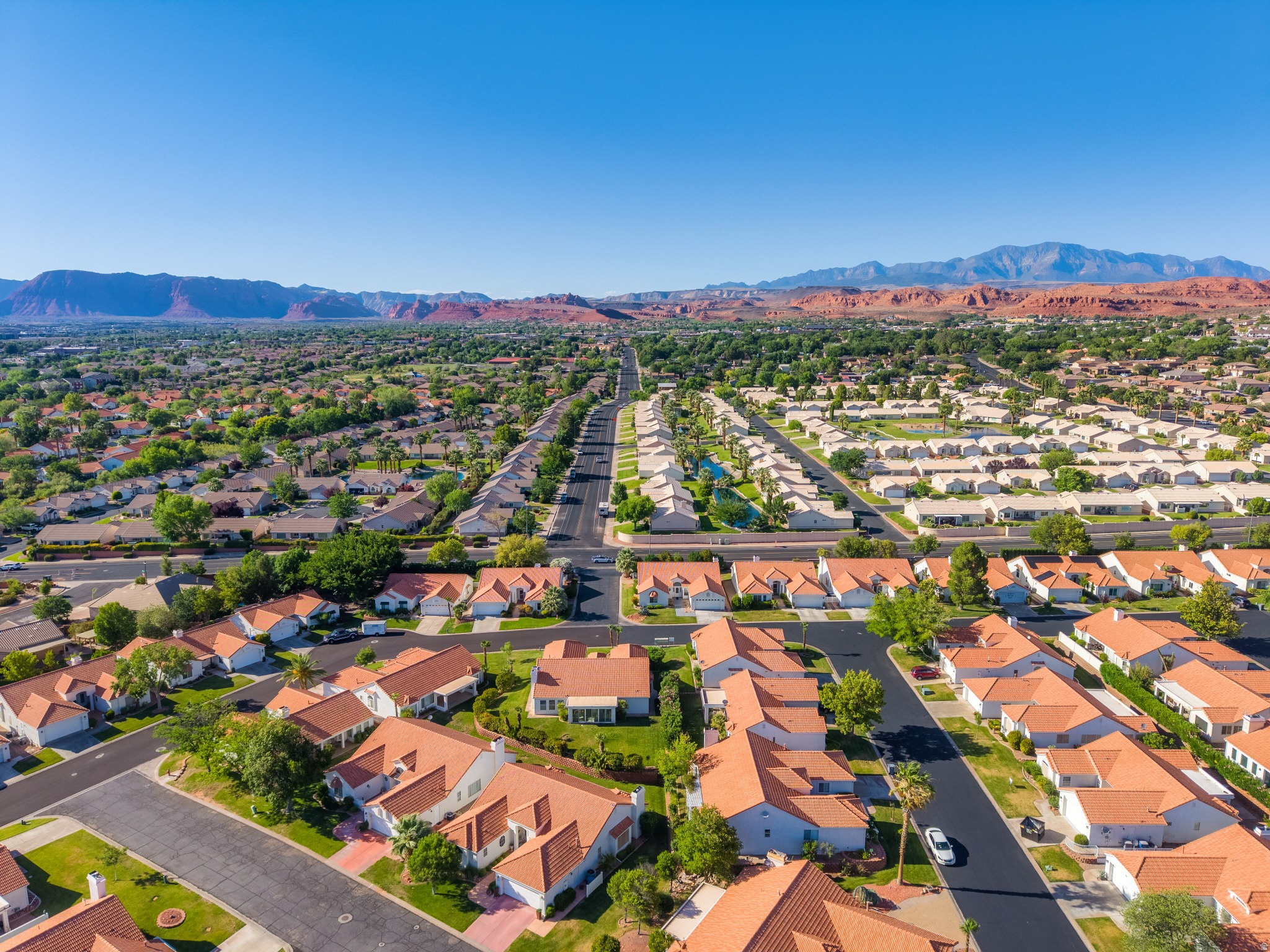 VISTA DELSOL TOWNHOMES - Residential