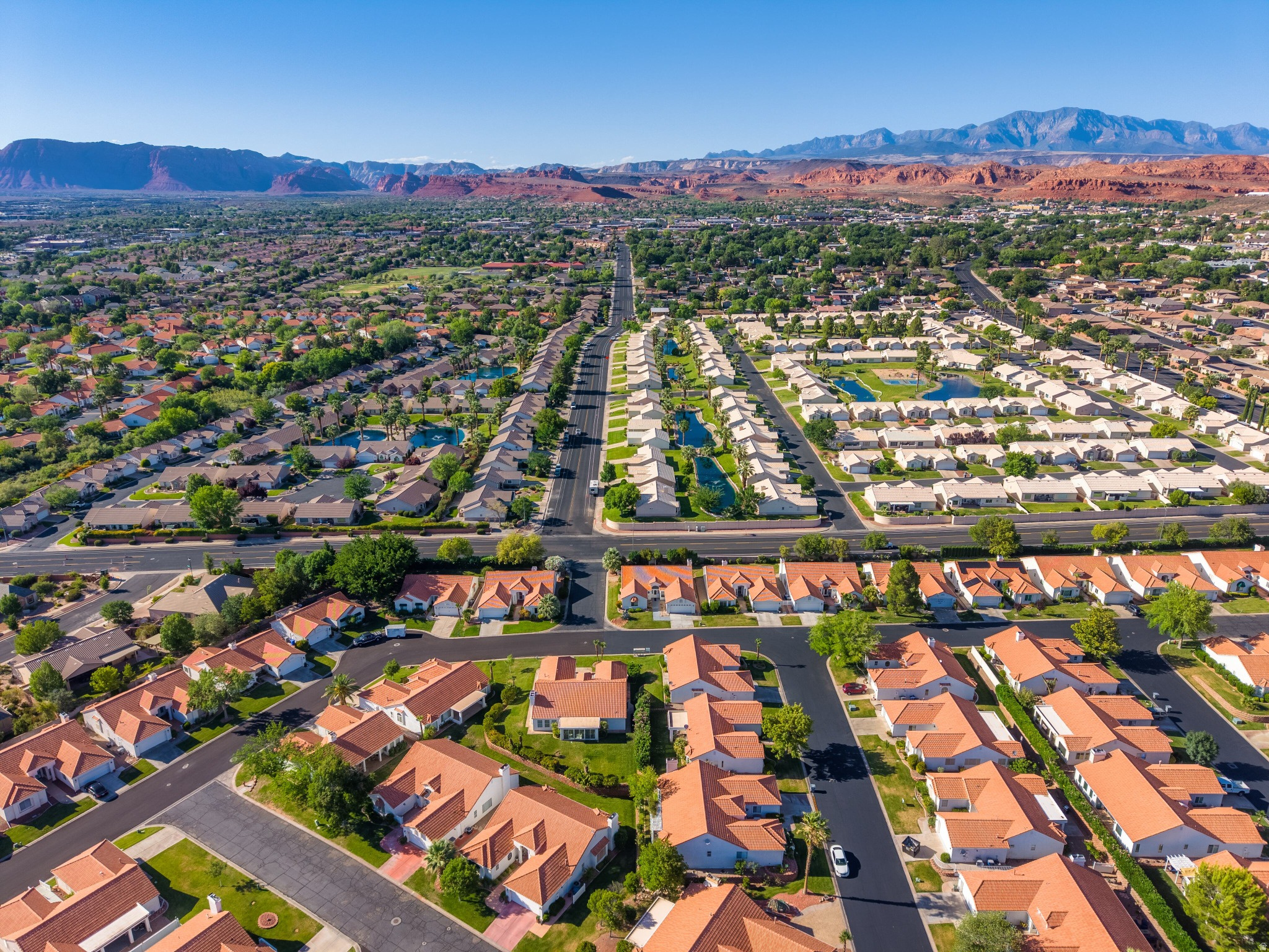 VISTA DELSOL TOWNHOMES - Residential