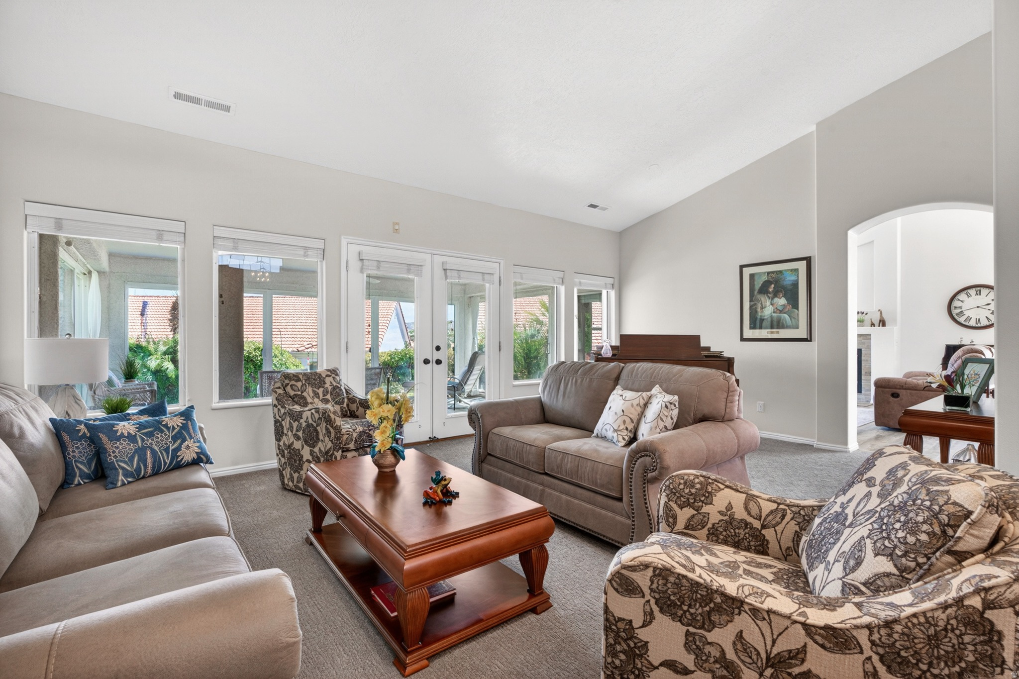 VISTA DELSOL TOWNHOMES - Residential