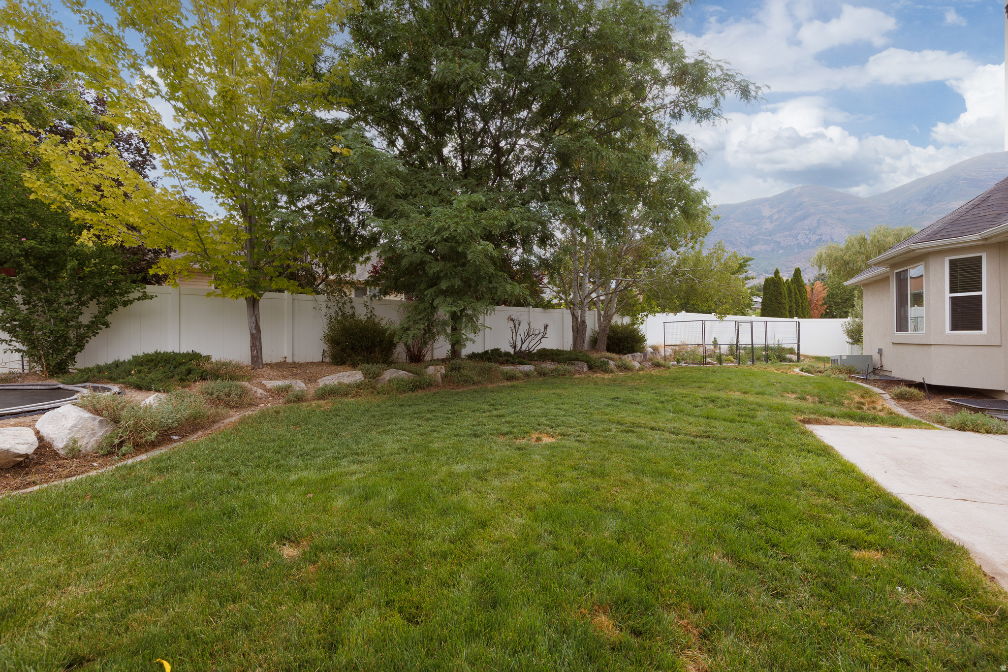 NORTH TEMPLE ESTATES - Residential