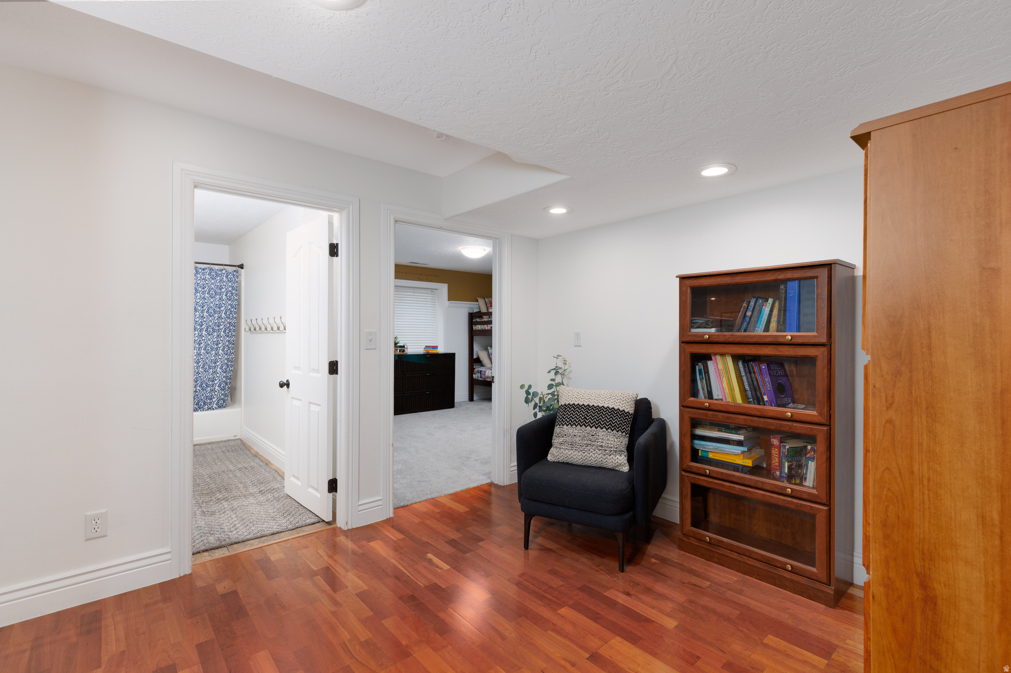 NORTH TEMPLE ESTATES - Residential