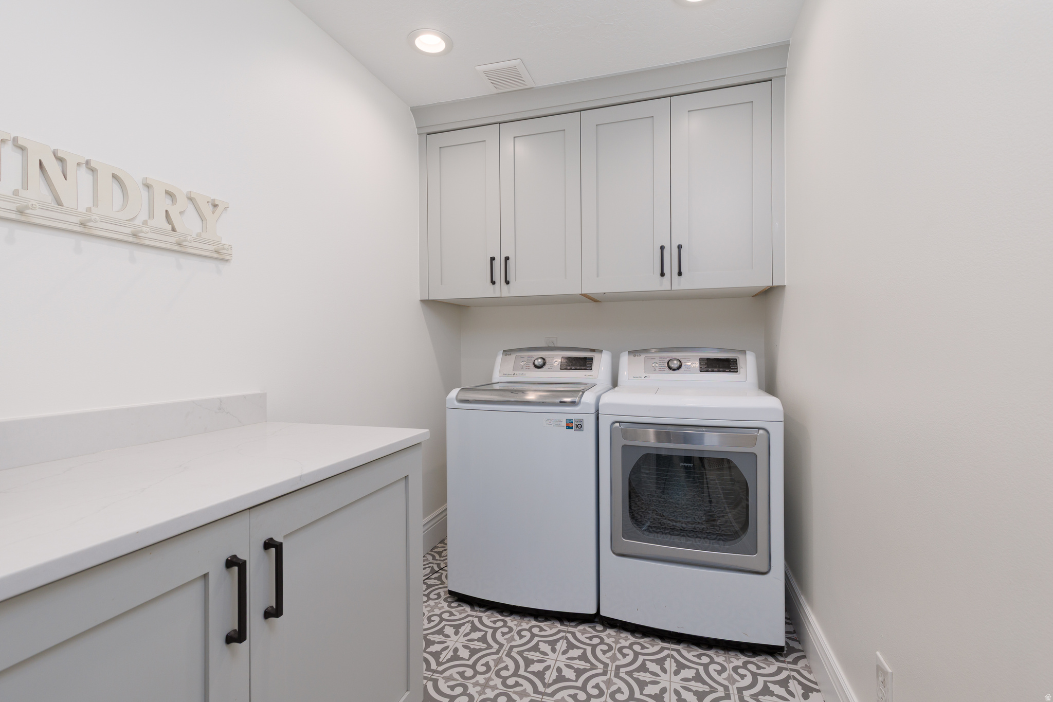 NORTH TEMPLE ESTATES - Residential