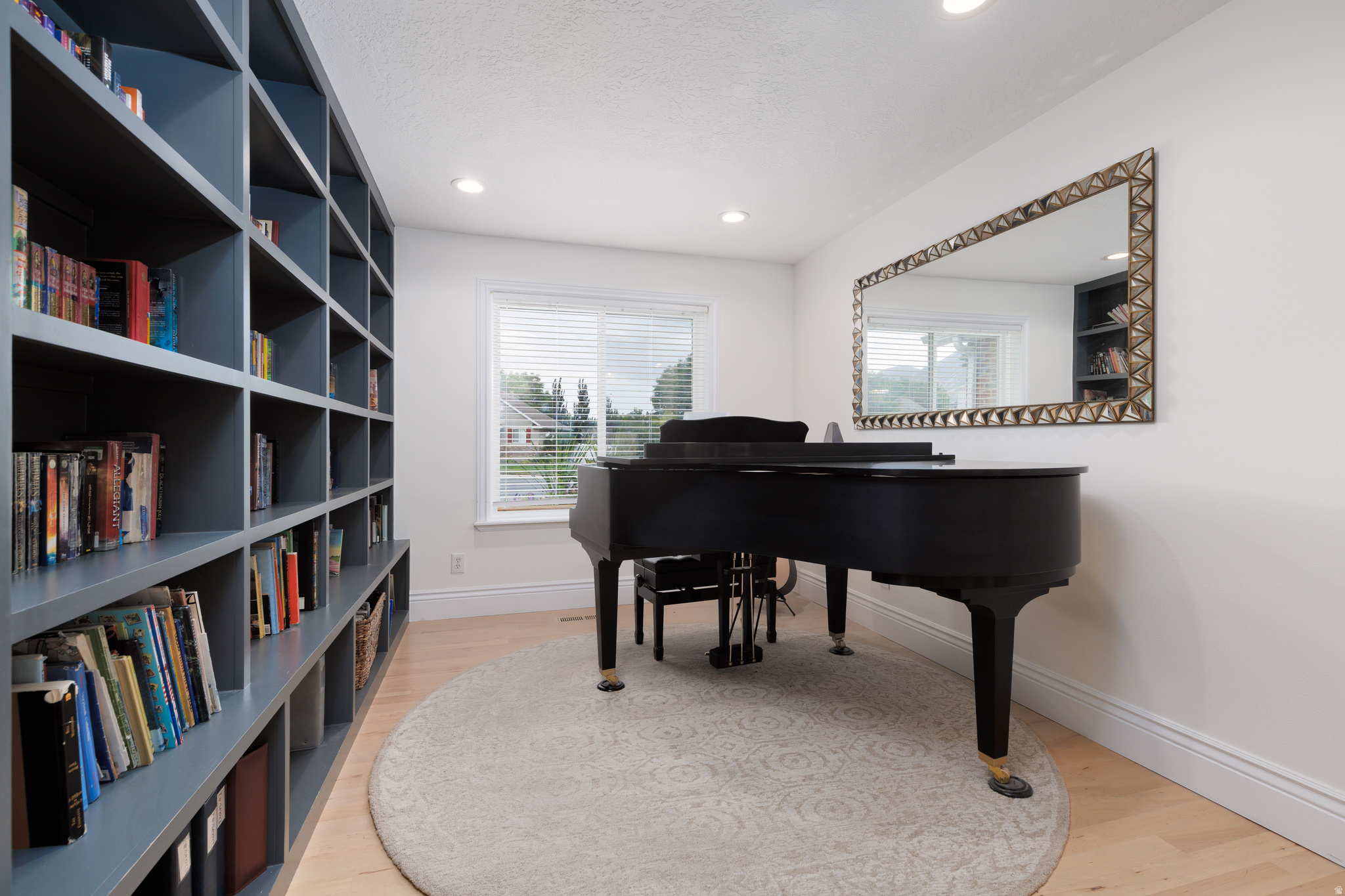 NORTH TEMPLE ESTATES - Residential