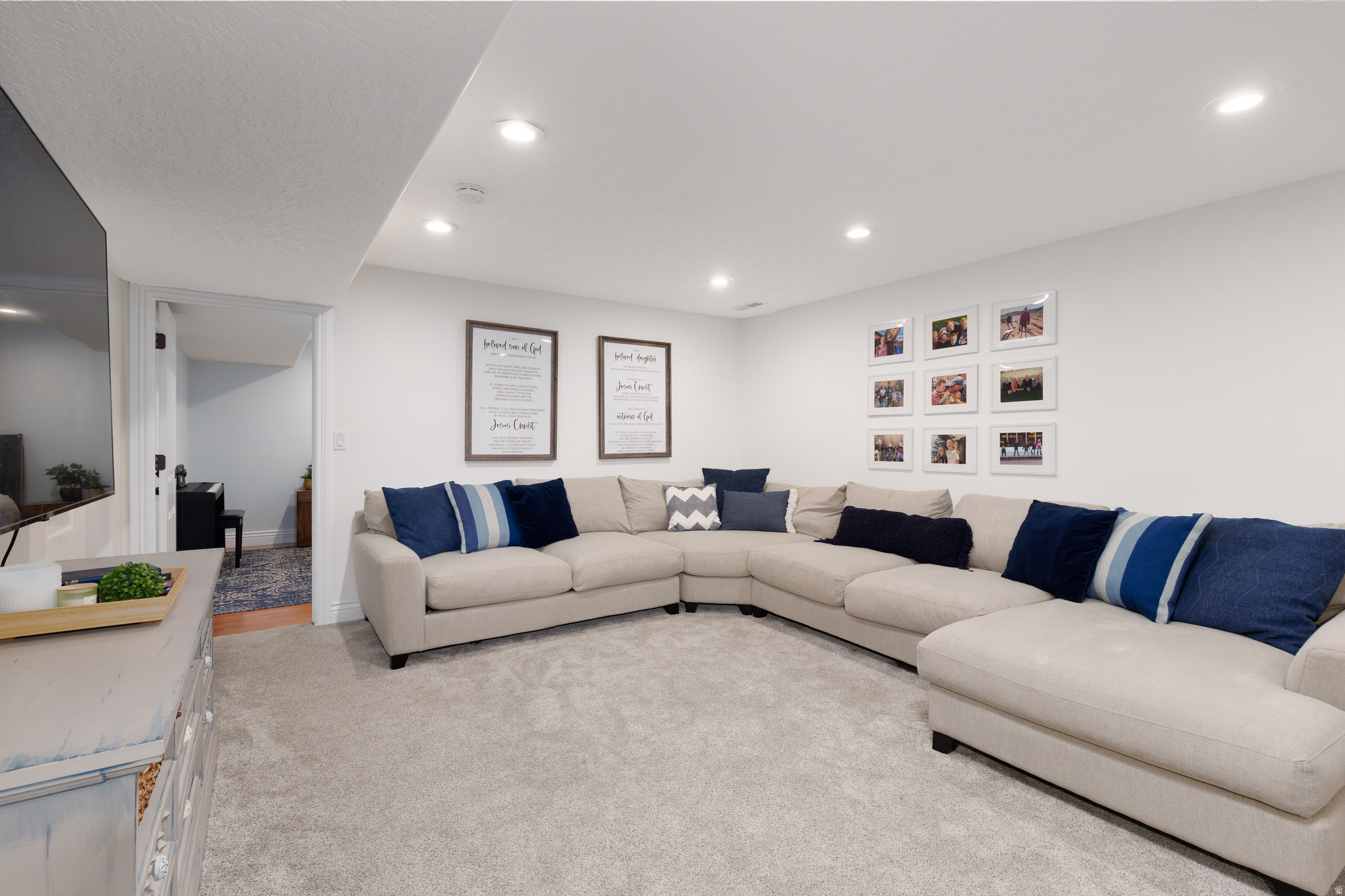 NORTH TEMPLE ESTATES - Residential