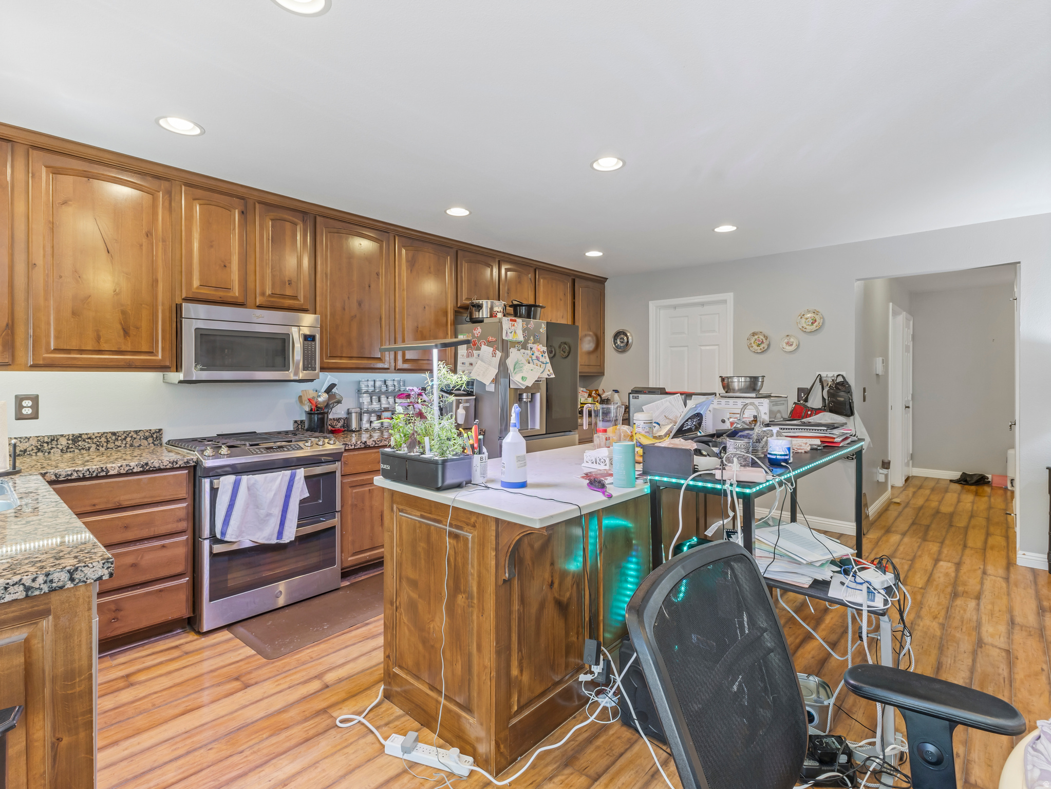 THE VILLAGE OF HAWKS LANDING - Residential