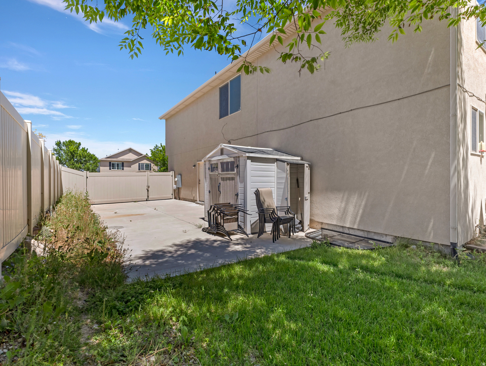 THE VILLAGE OF HAWKS LANDING - Residential