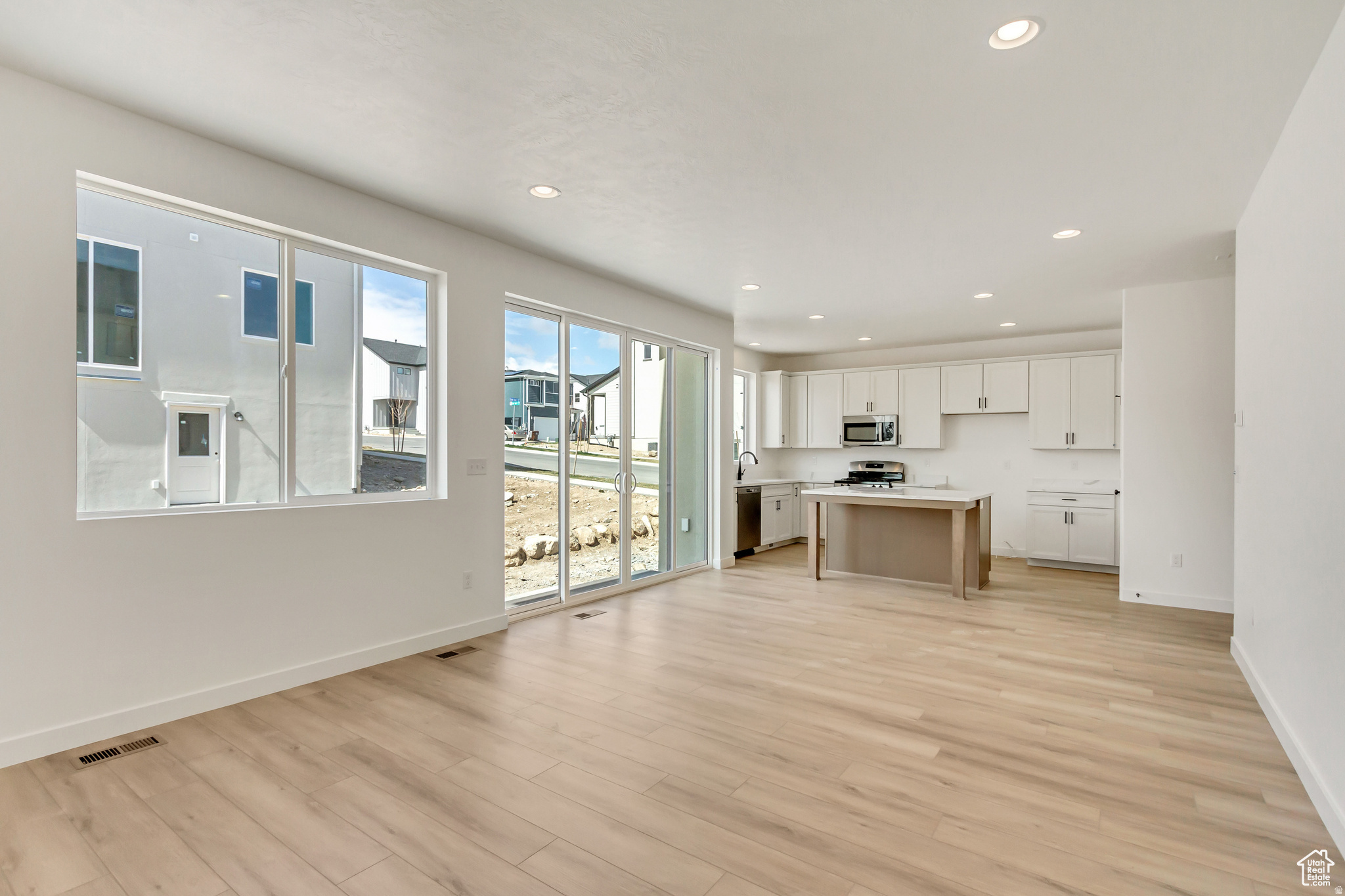 BOULDER AT SKY RANCH - Residential