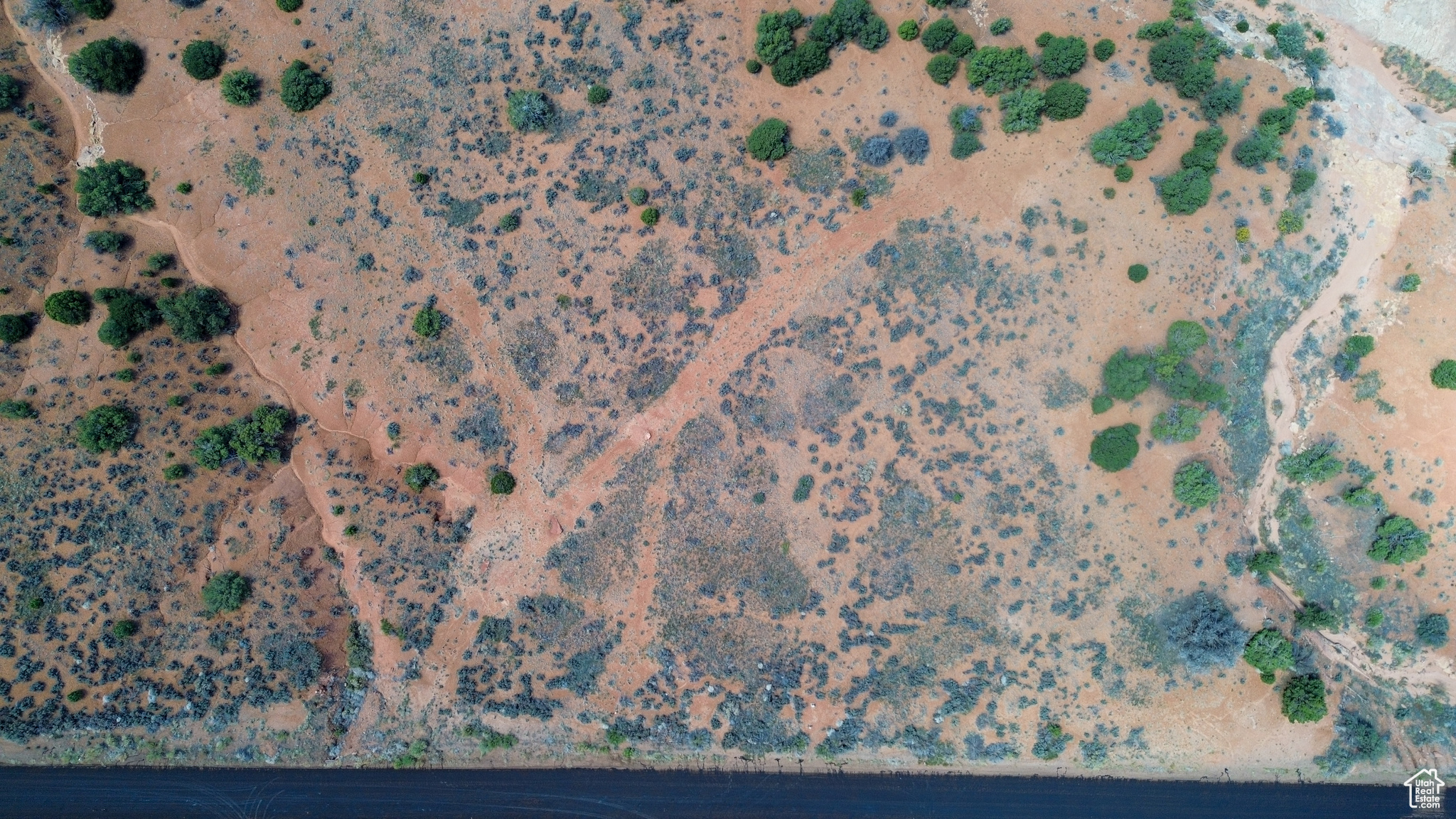 WILSON ARCH - Land