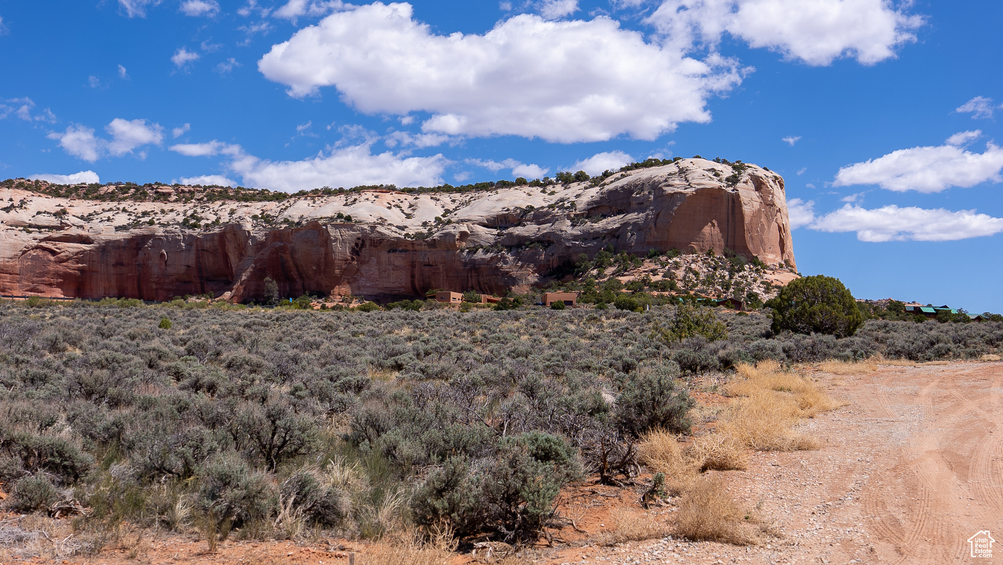 WILSON ARCH - Land