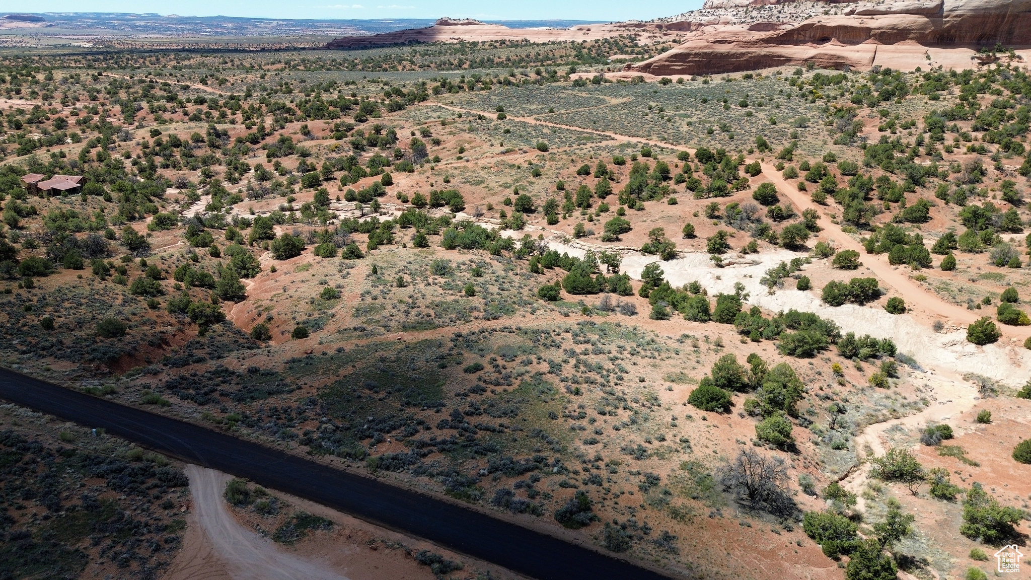 WILSON ARCH - Land
