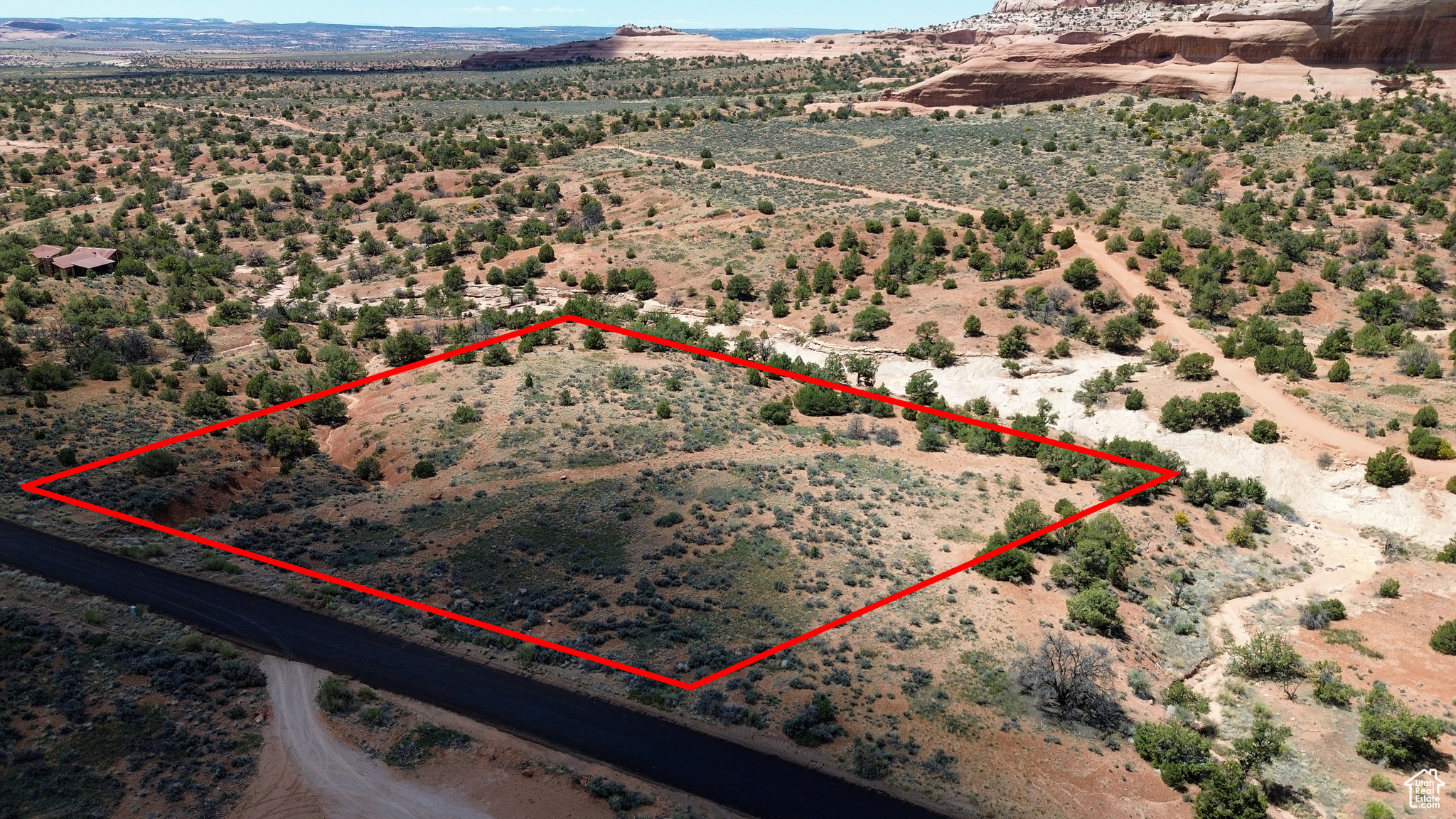 WILSON ARCH - Land