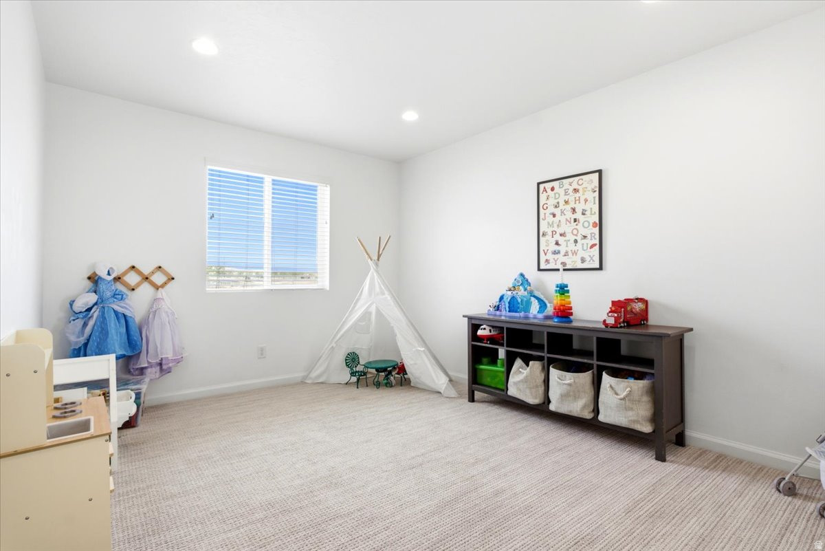 VILLAGE OF HAWKS ESTATES - Residential
