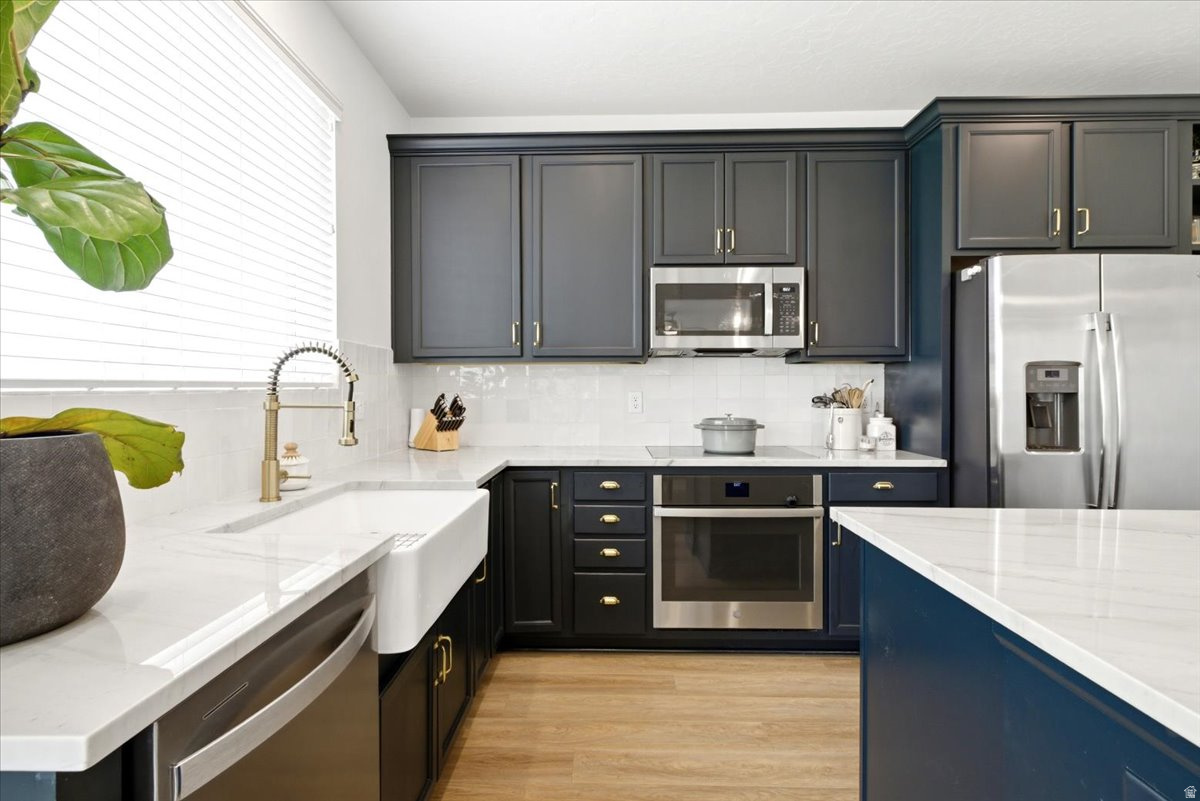 VILLAGE OF HAWKS ESTATES - Residential