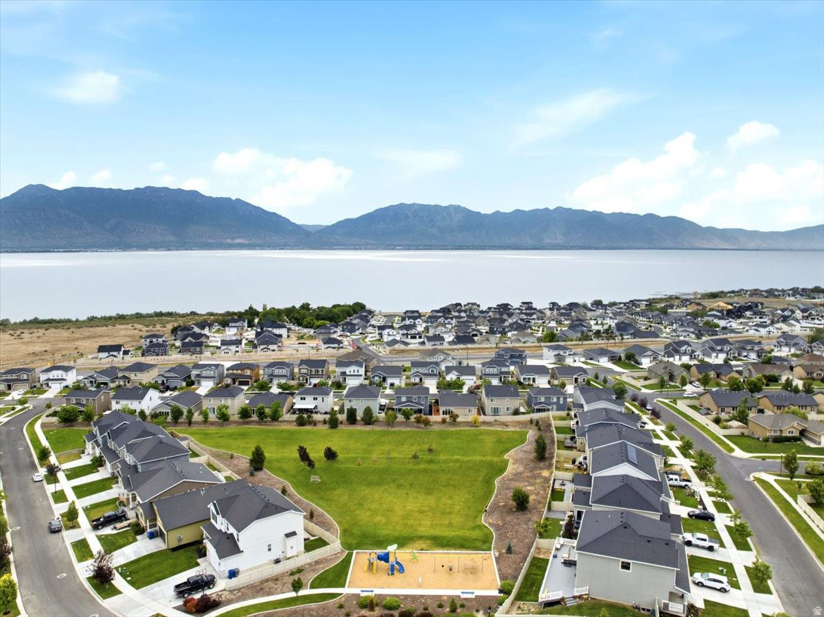 VILLAGE OF HAWKS ESTATES - Residential