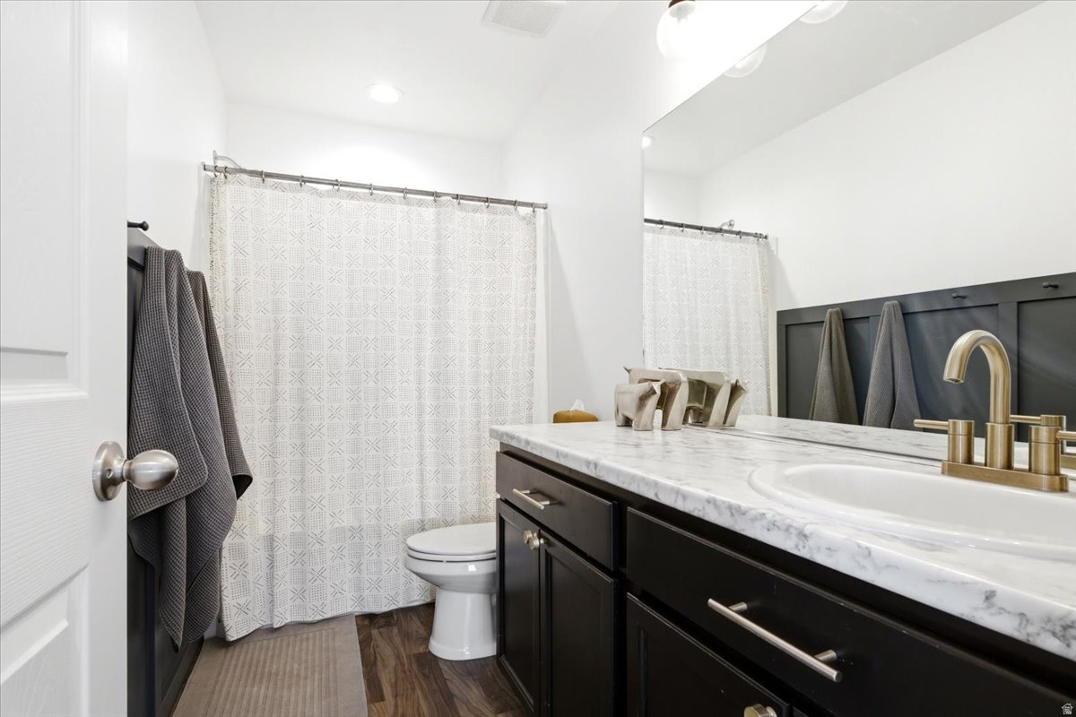 VILLAGE OF HAWKS ESTATES - Residential