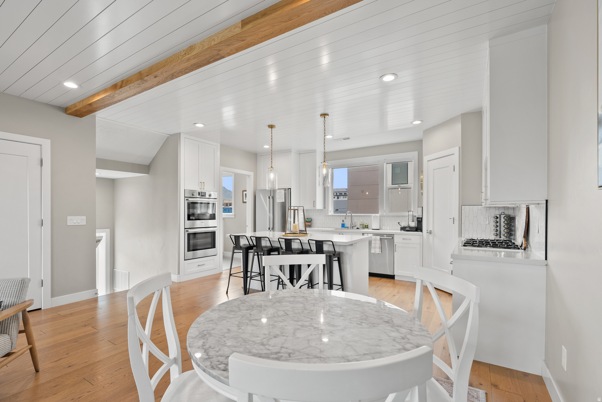 250 I STREET - Residential