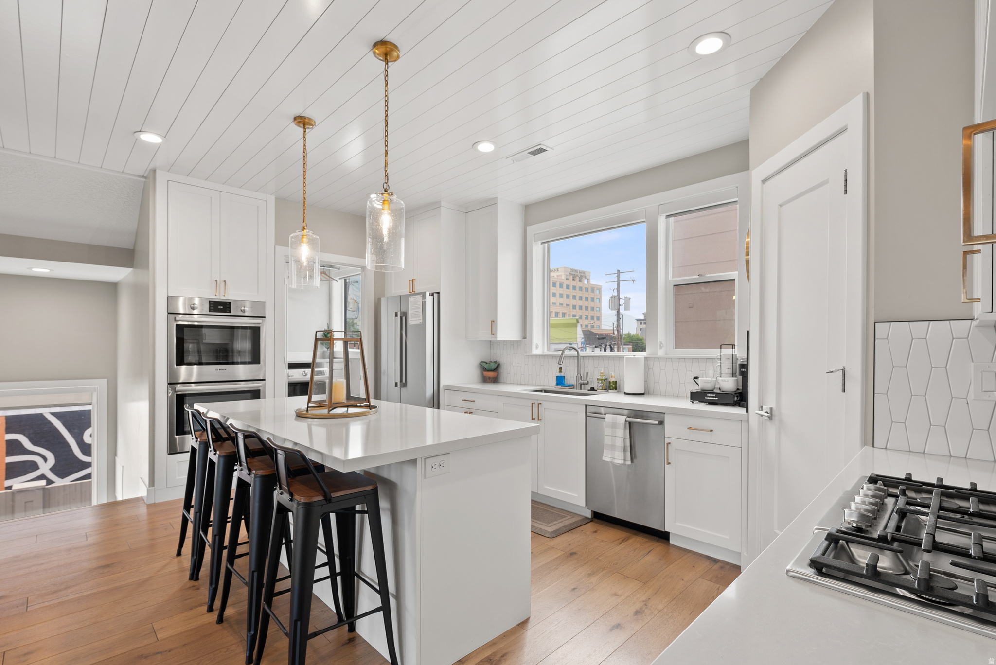 250 I STREET - Residential