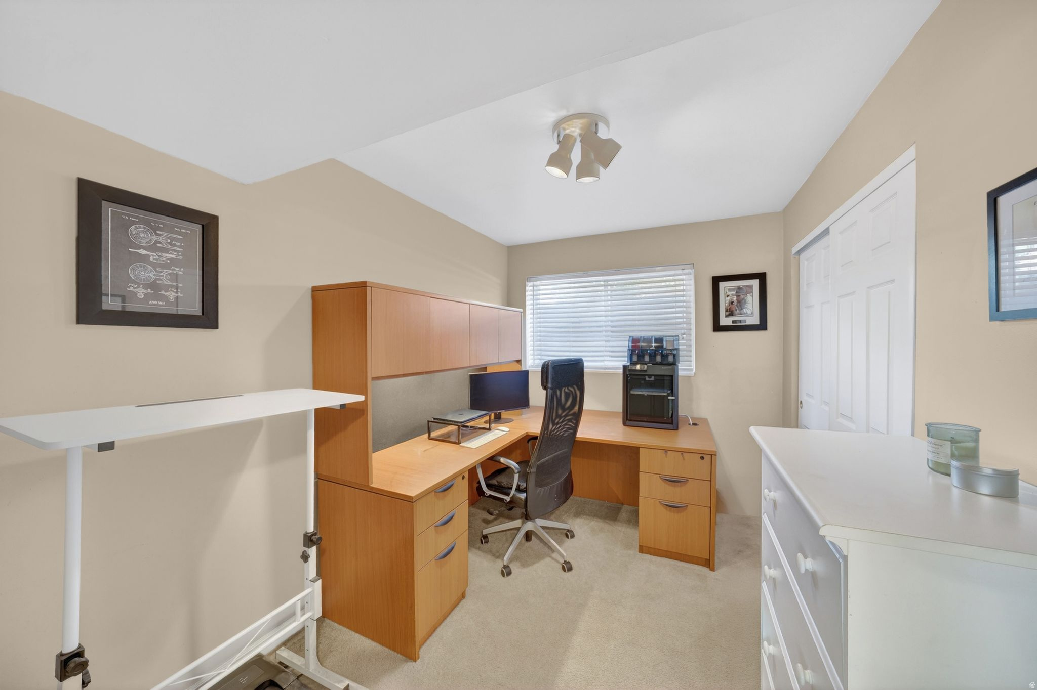 BROOK HOLLOW ESTATES - Residential