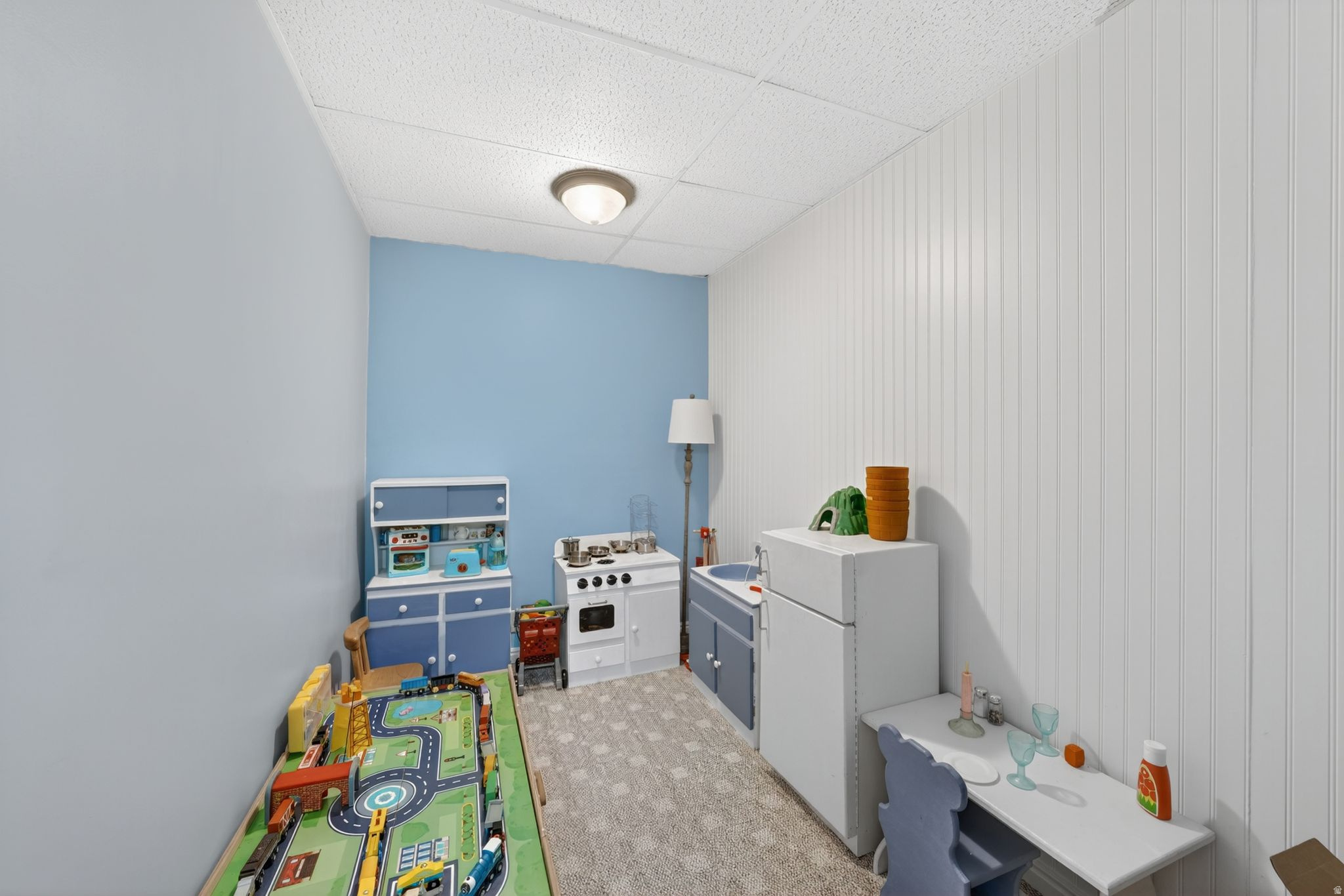BROOK HOLLOW ESTATES - Residential