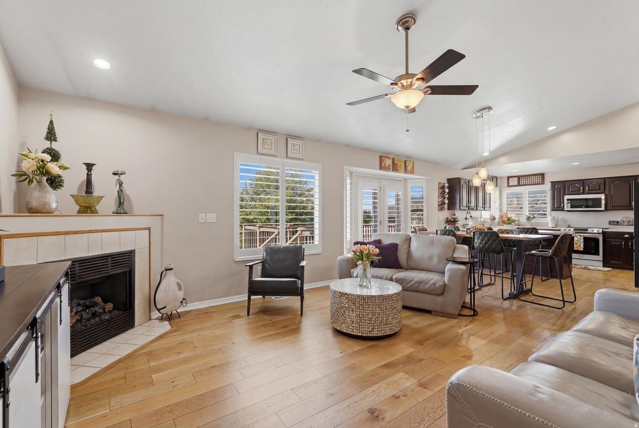 WESTERN ESTATES - Residential