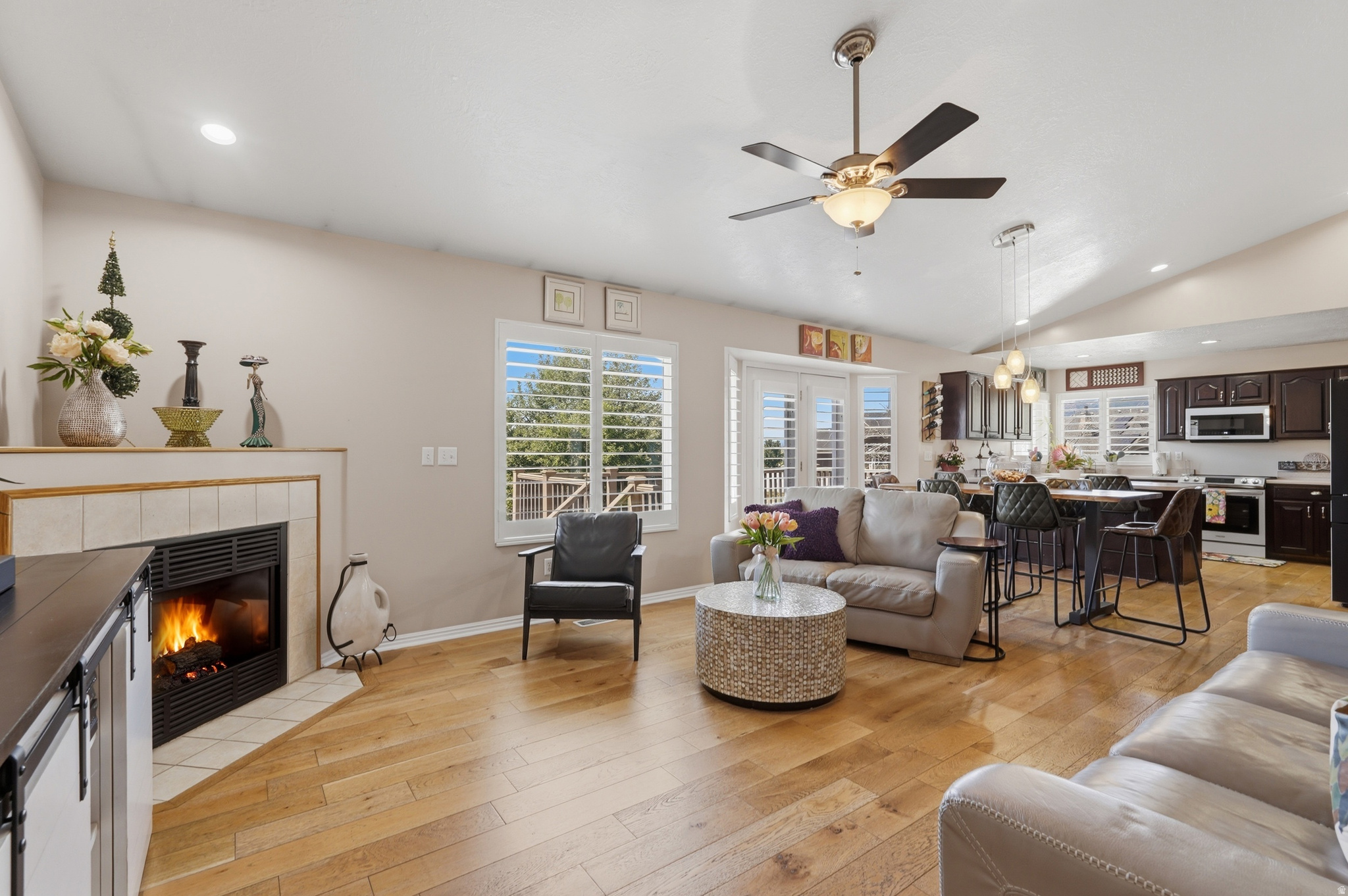 WESTERN ESTATES - Residential