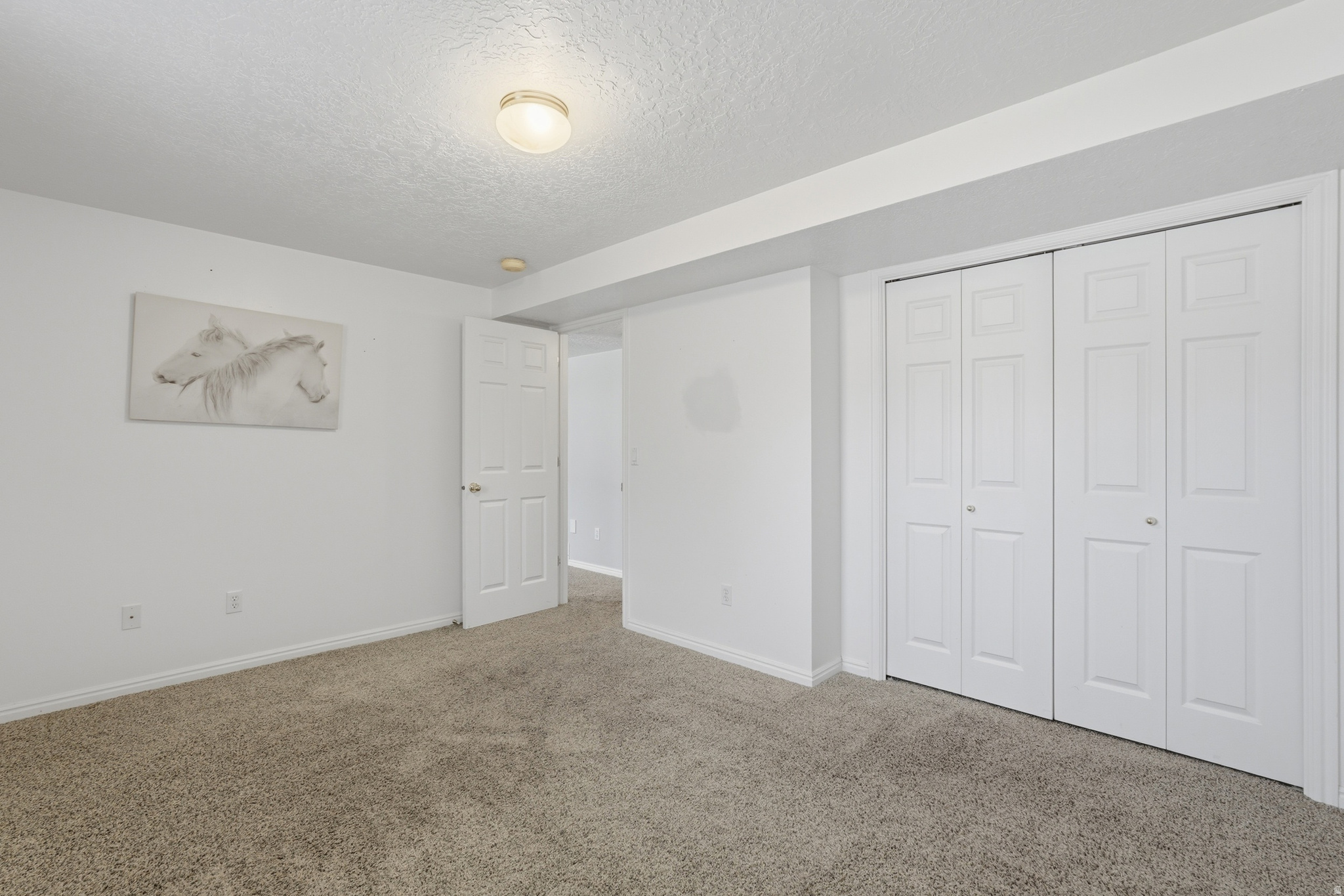 WESTERN ESTATES - Residential