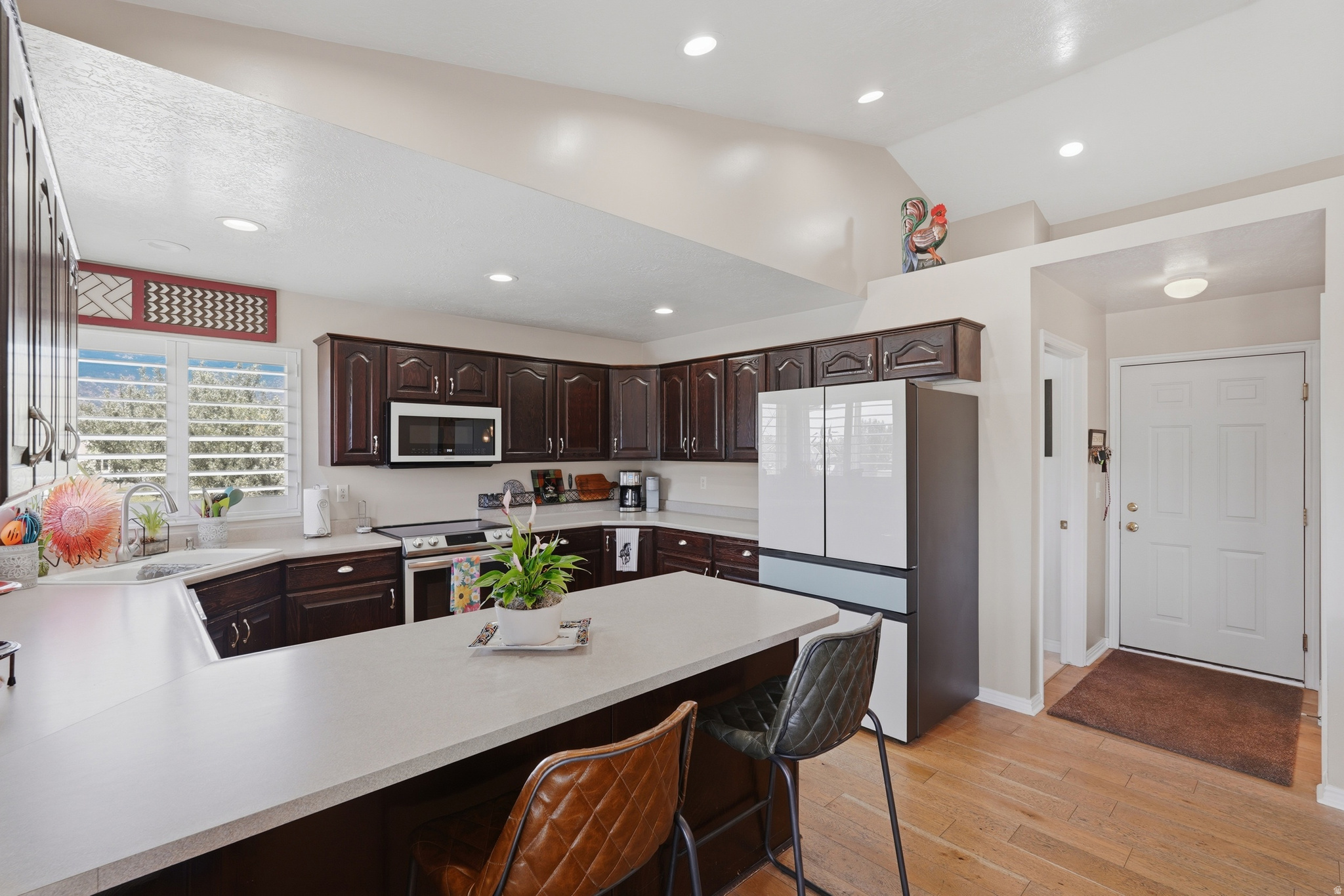 WESTERN ESTATES - Residential