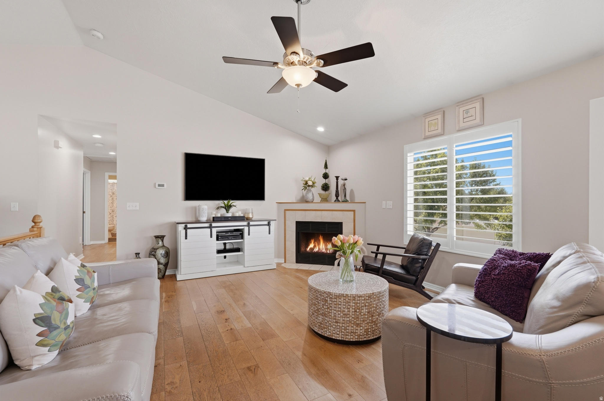 WESTERN ESTATES - Residential