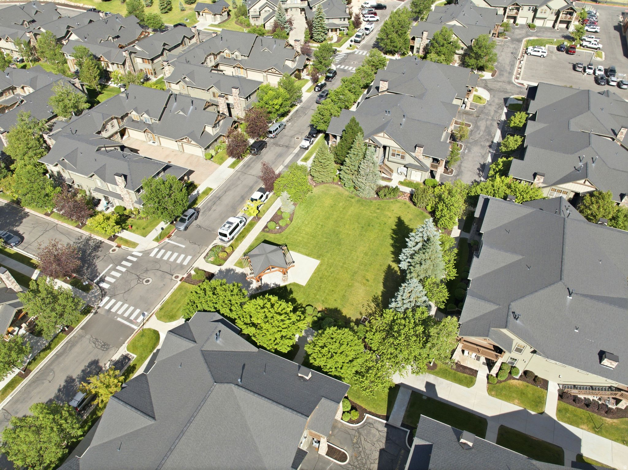 REDSTONE VILLAGE CONDOMINIUM - Residential