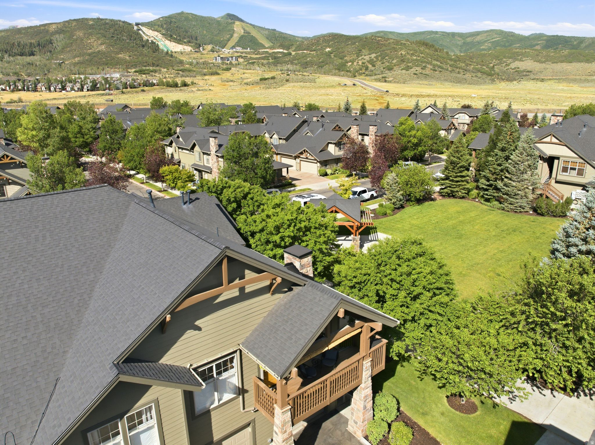 REDSTONE VILLAGE CONDOMINIUM - Residential