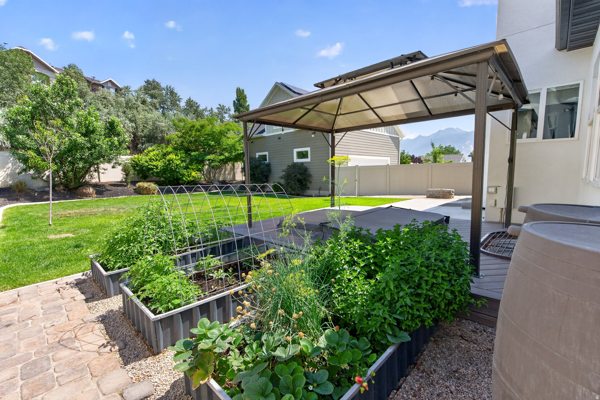 SAGE ESTATES - Residential