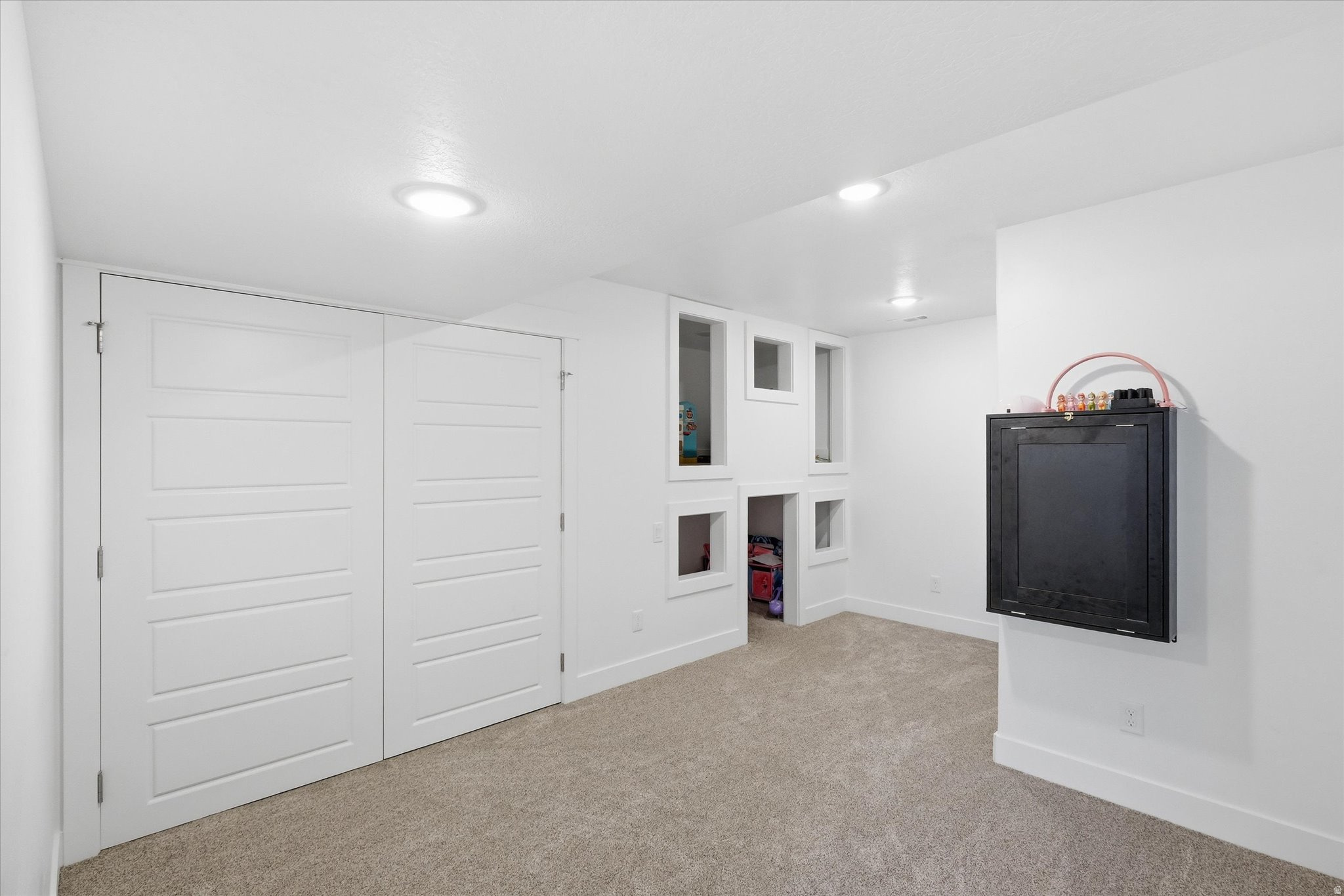 ROLLING HILLS SUBD - Residential