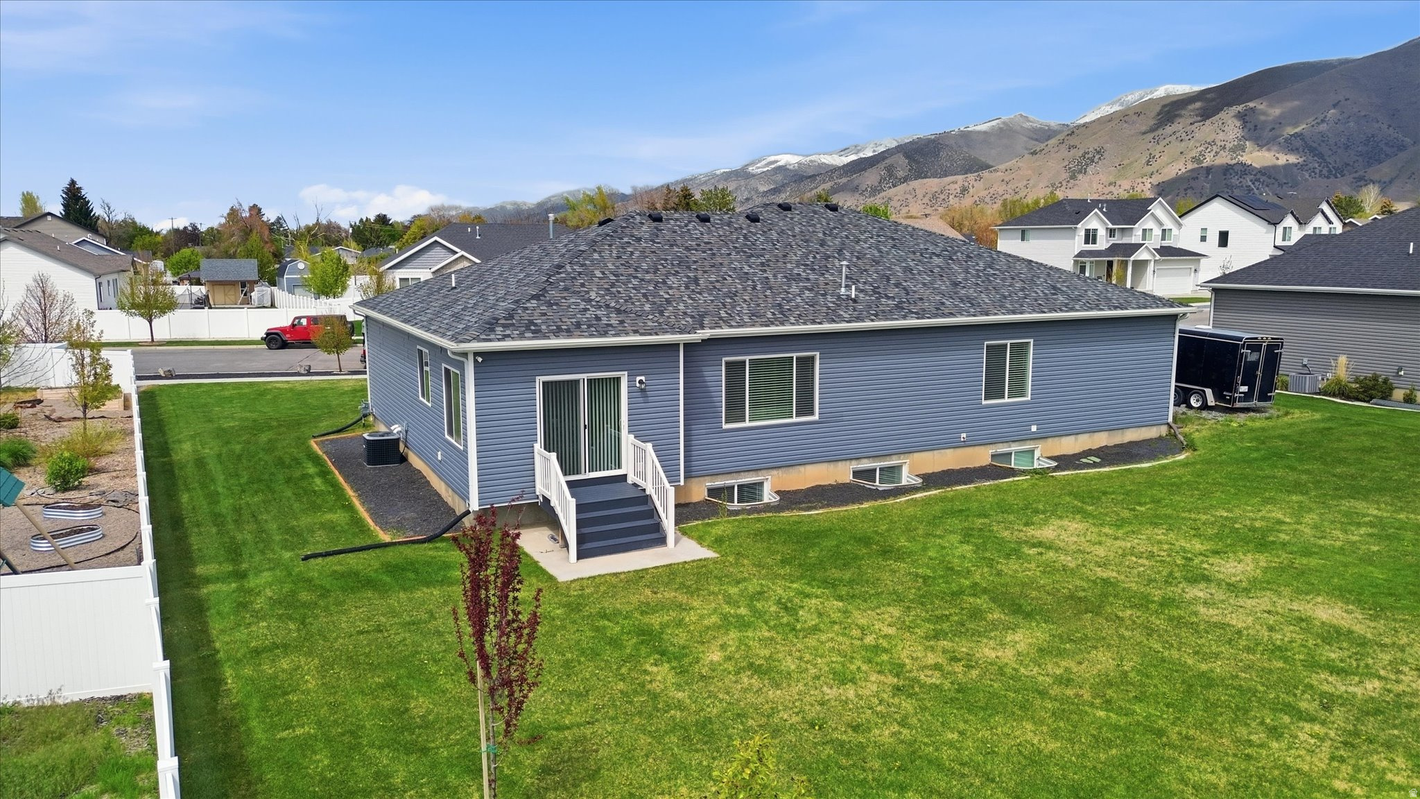 ROLLING HILLS SUBD - Residential
