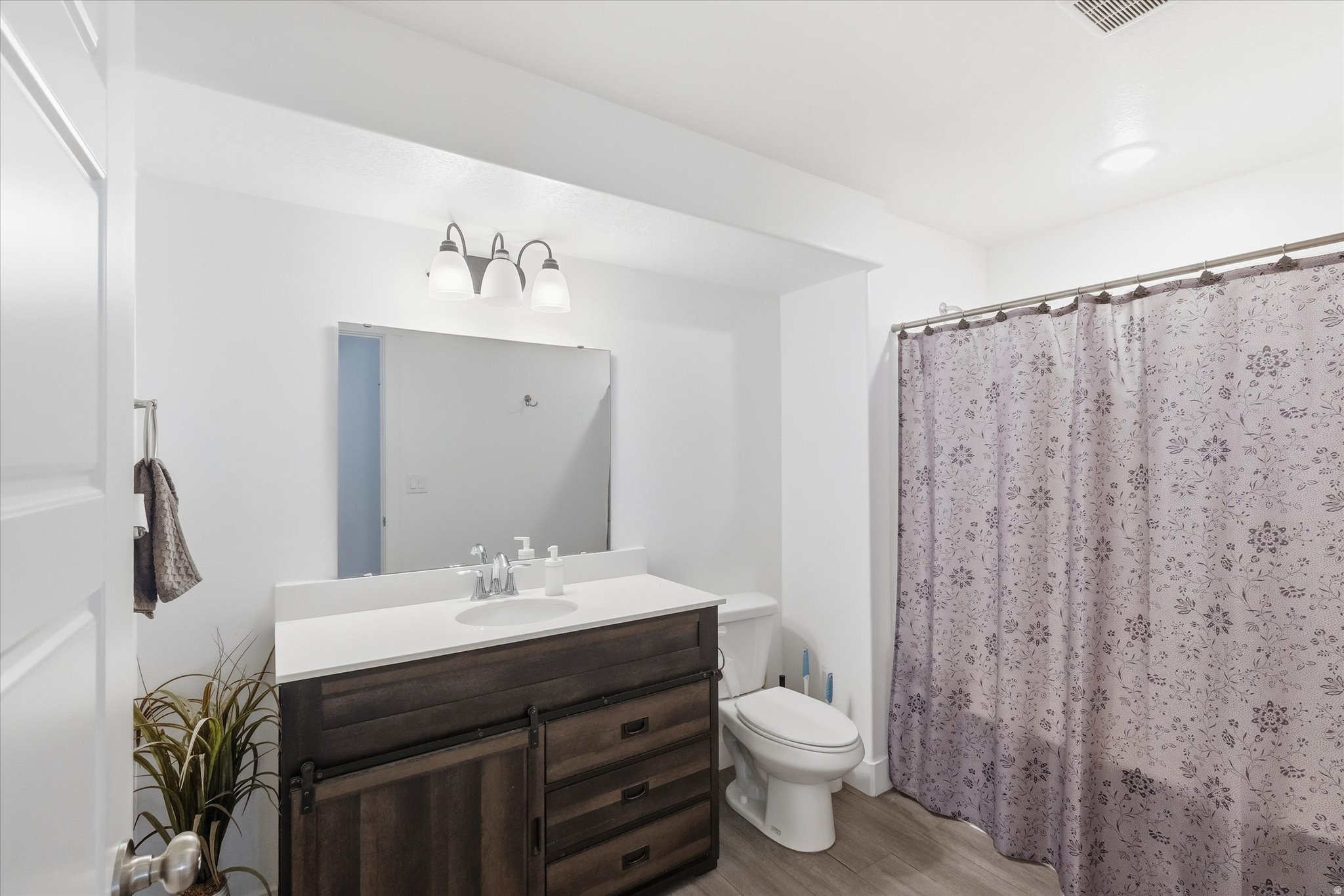 ROLLING HILLS SUBD - Residential