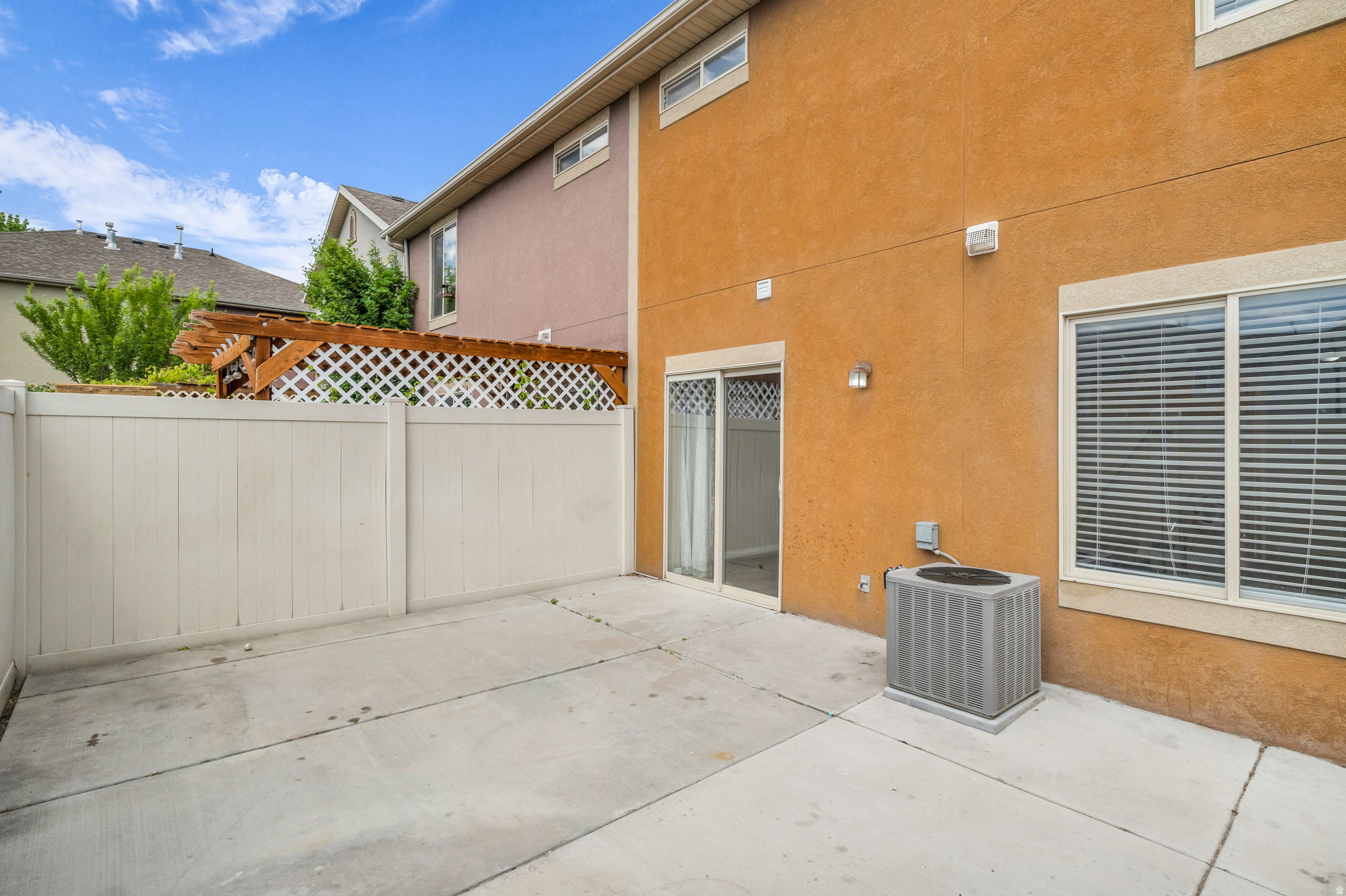 GATEWAY VILLAGE - Residential