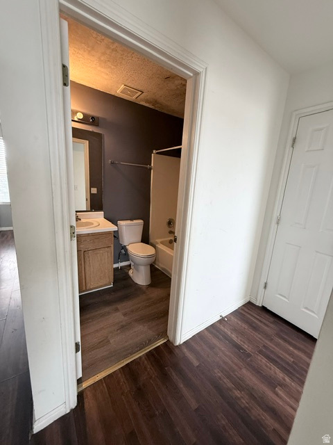 BALMORAL TOWNHOMES - Residential