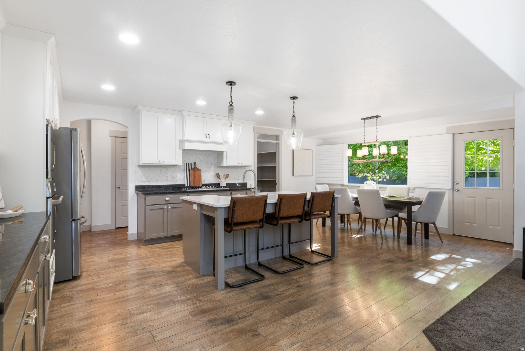 PINE MEADOWS - Residential