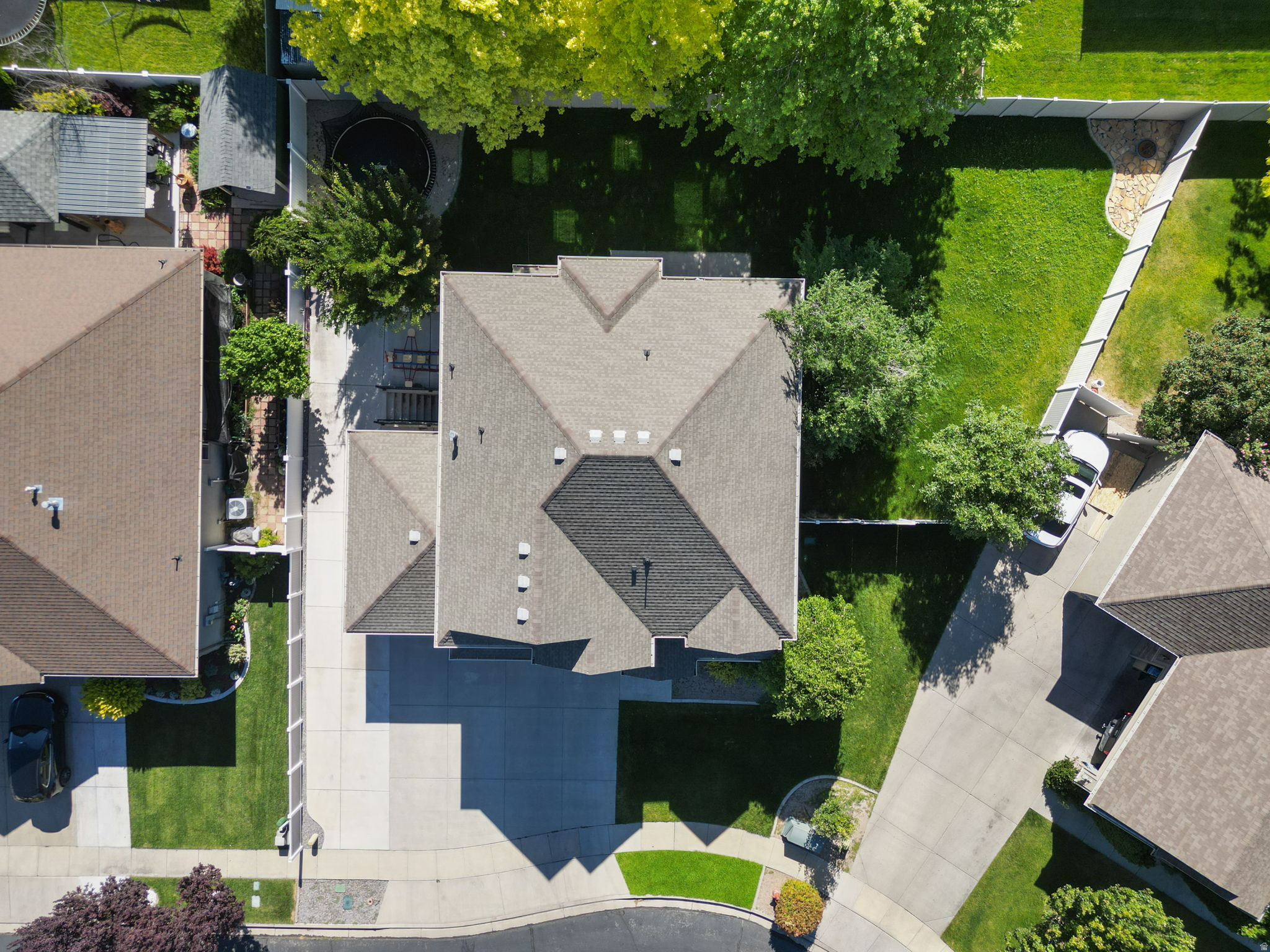 PINE MEADOWS - Residential