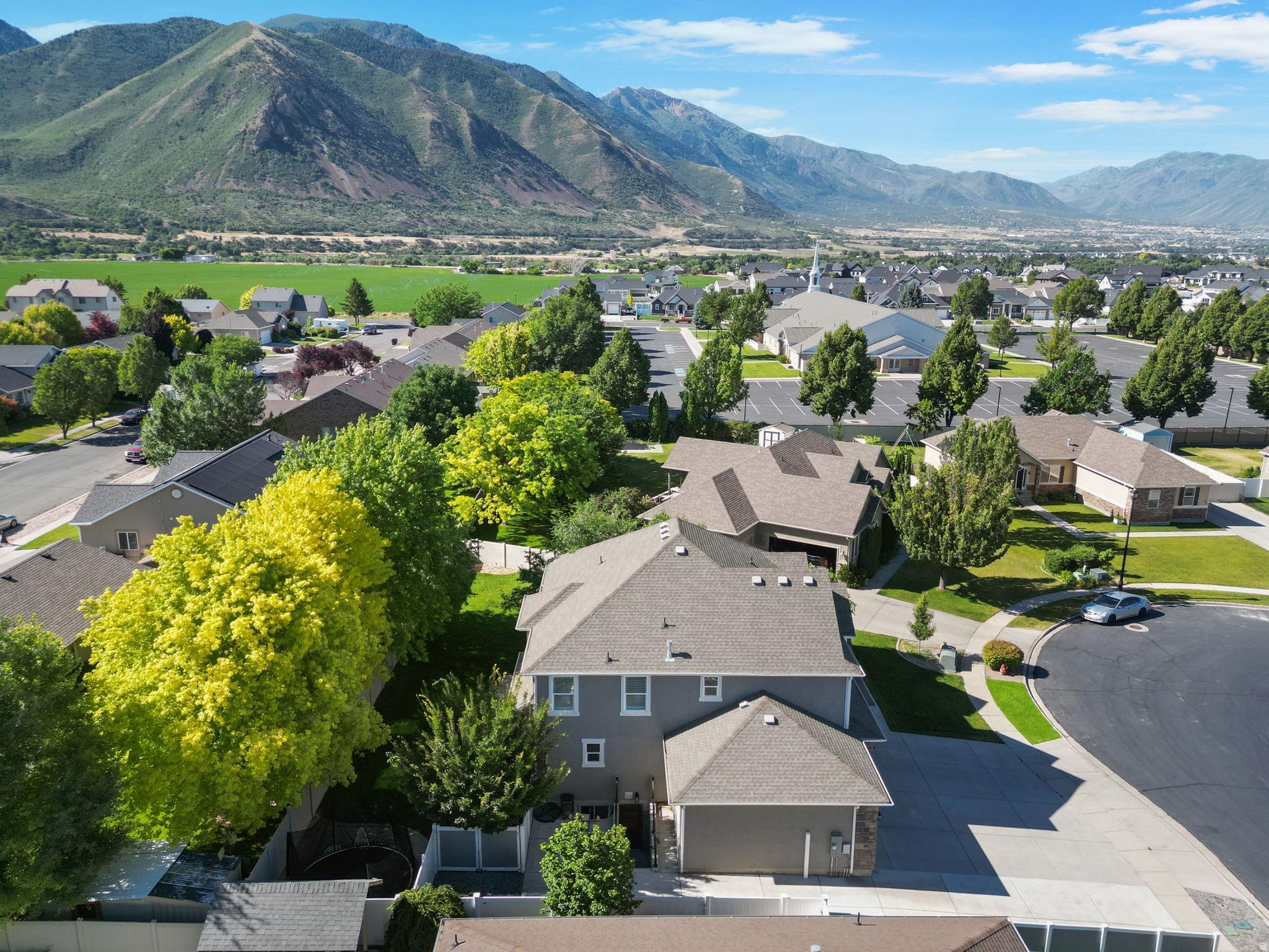 PINE MEADOWS - Residential