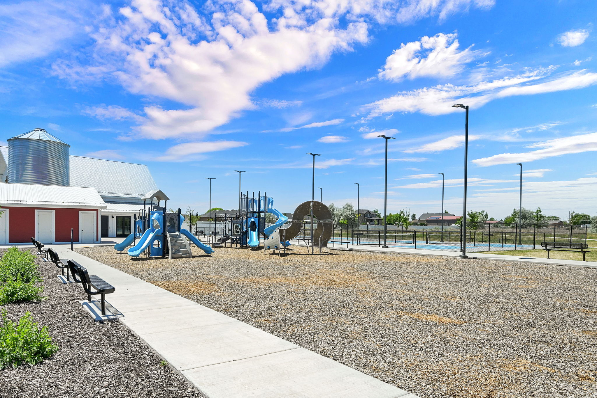 COURTYARD AT GREEN FARMS - Residential