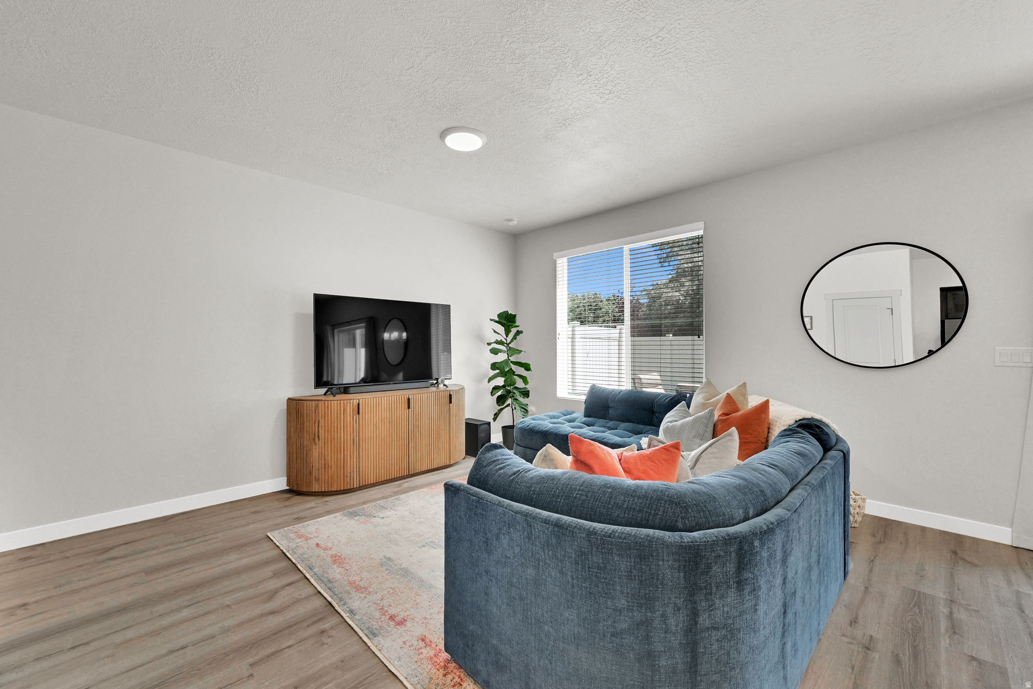 COURTYARD AT GREEN FARMS - Residential
