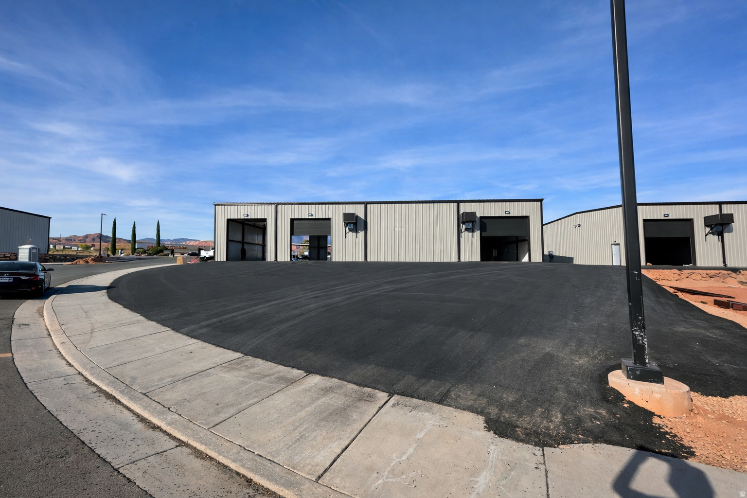 New construction investment opportunity in Hurricane UT Freeway Visible site with easy access off of 1-15 and the Hurricane exit. Construction begins late 2026. All assumed lease rates are based on actual identical buildings with signed leases.  Seller will deliver fully occupied and stabilized product.  35000 sf over 7 buildings on contiguous lots.   Owner agent