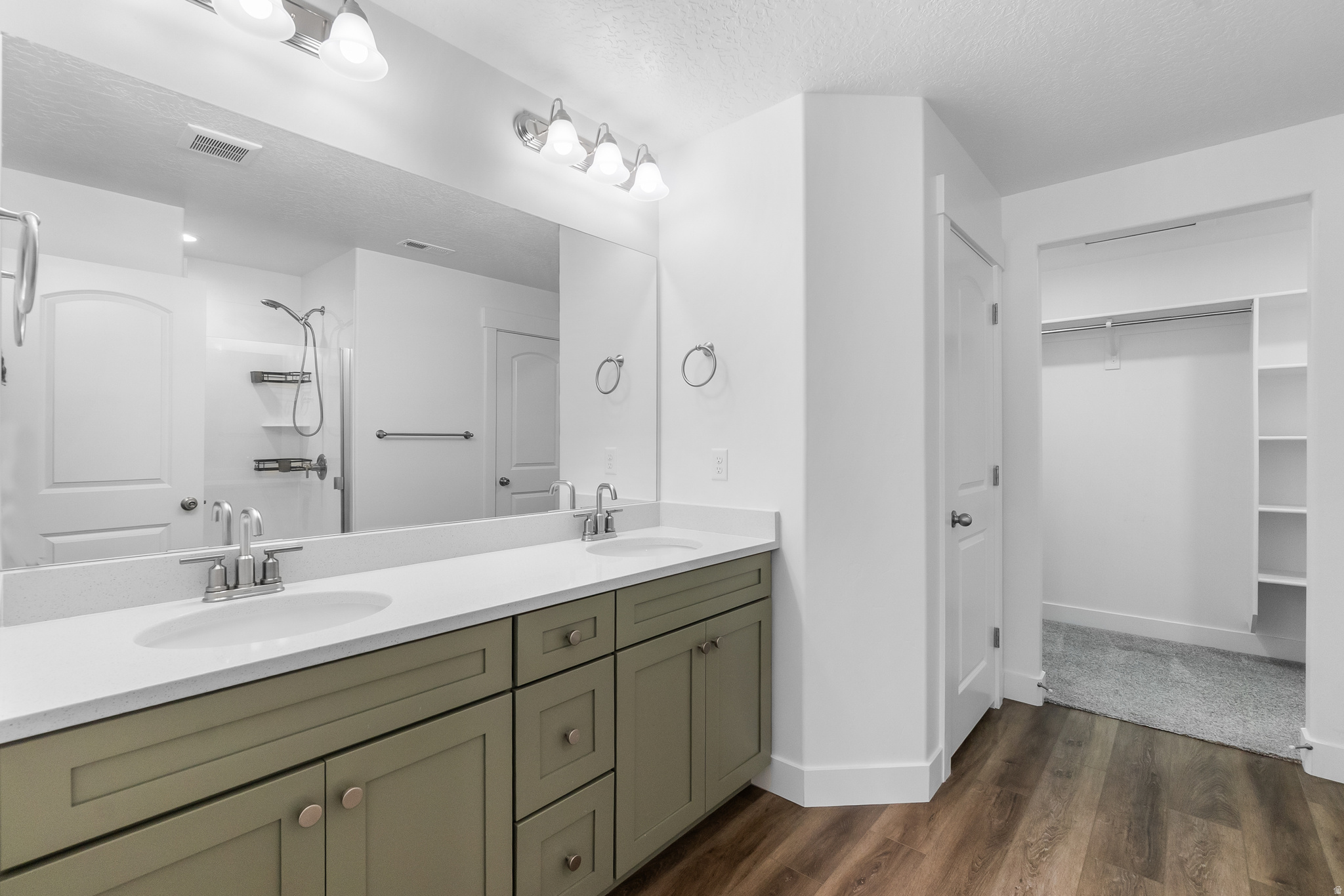 WILLOW POINT - Residential